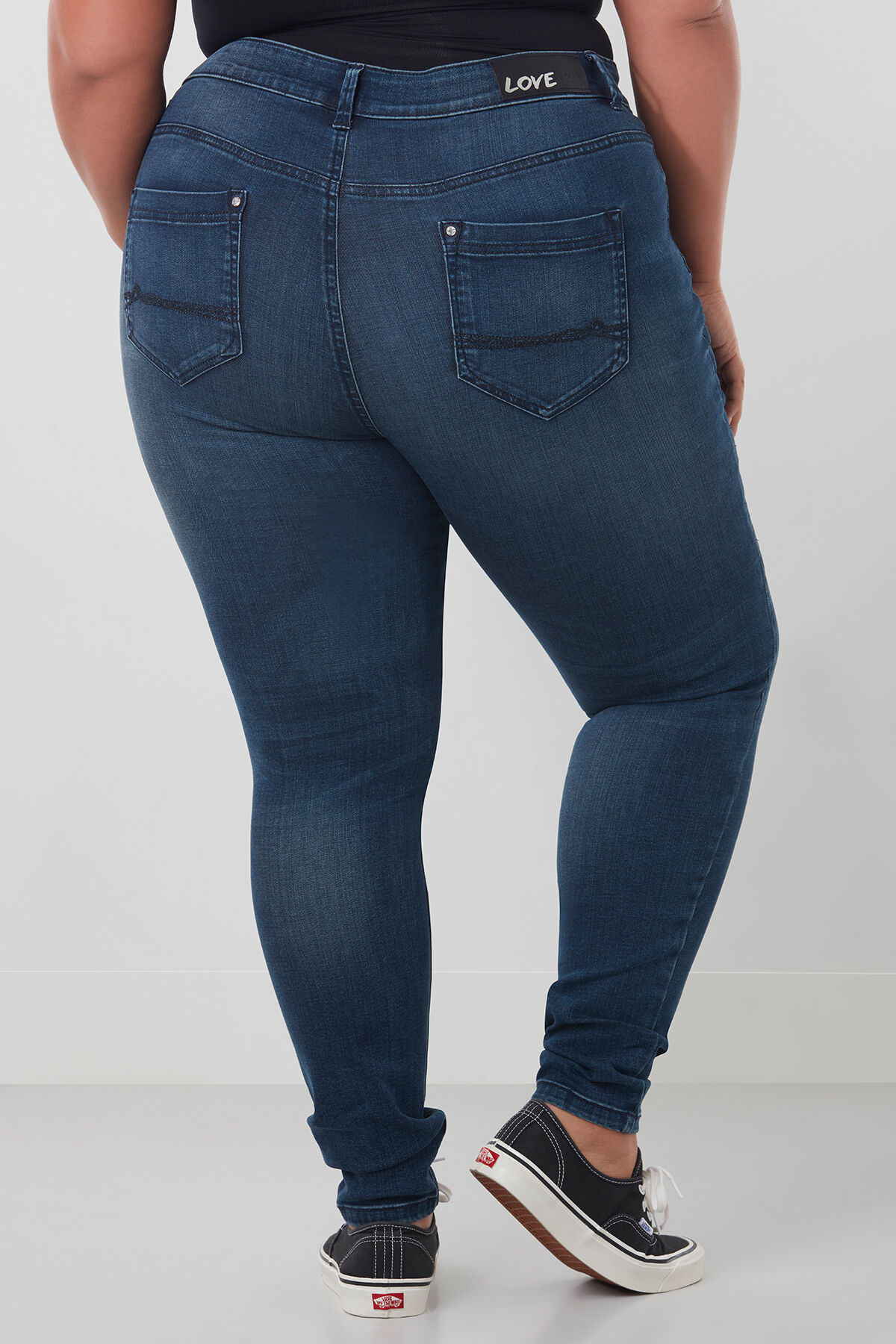 Pantal&oacute;n vaquero pitillo SHAPING image number 3