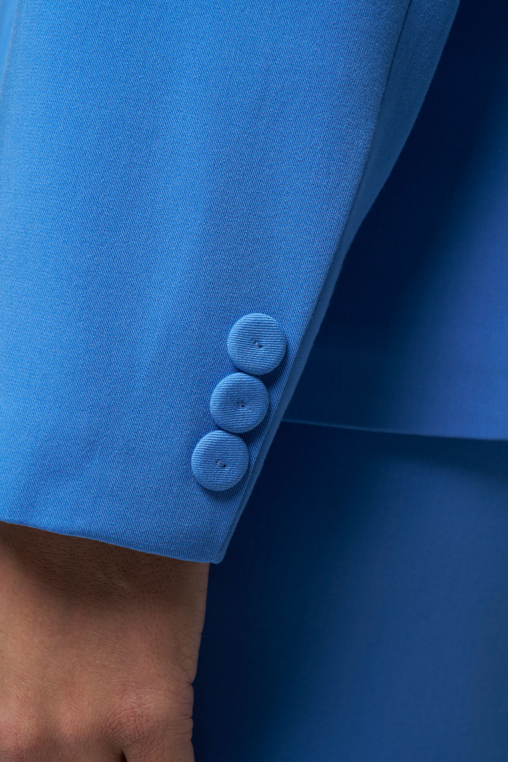 Blazer entallado con tejido el&aacute;stico image number 4