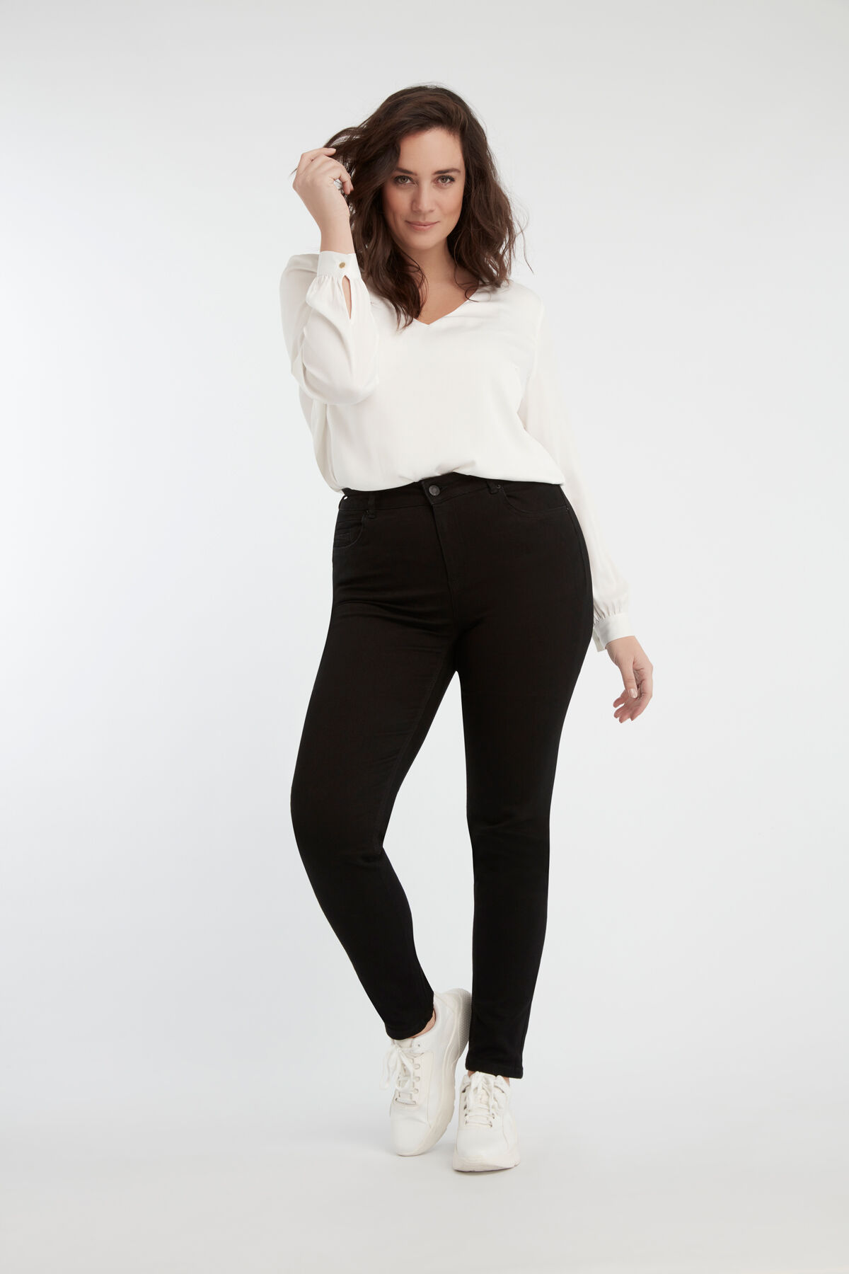 Vaqueros de pernera estrecha IRIS image number 7