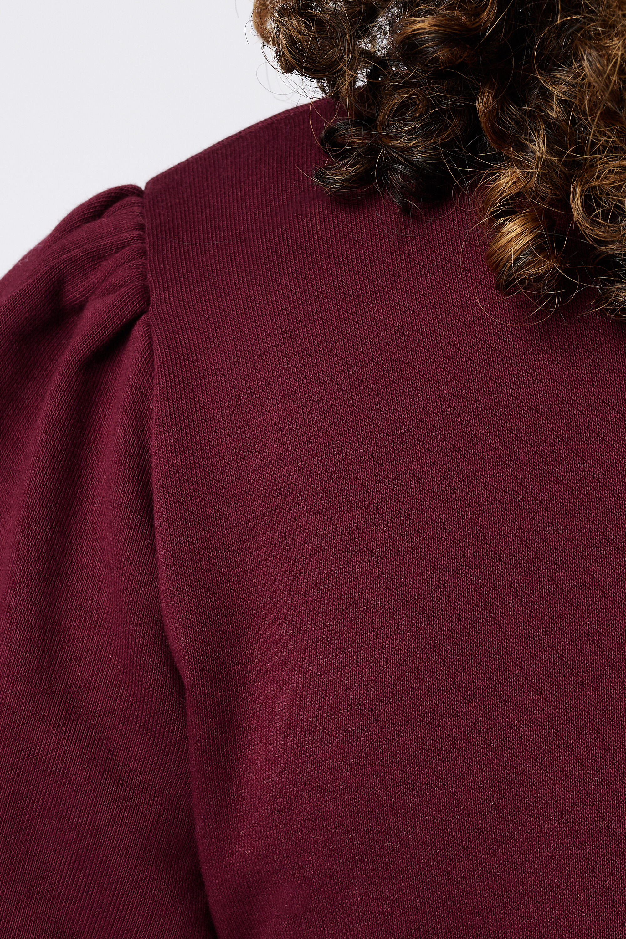 Sudadera con mangas abullonadas cortas image number 6