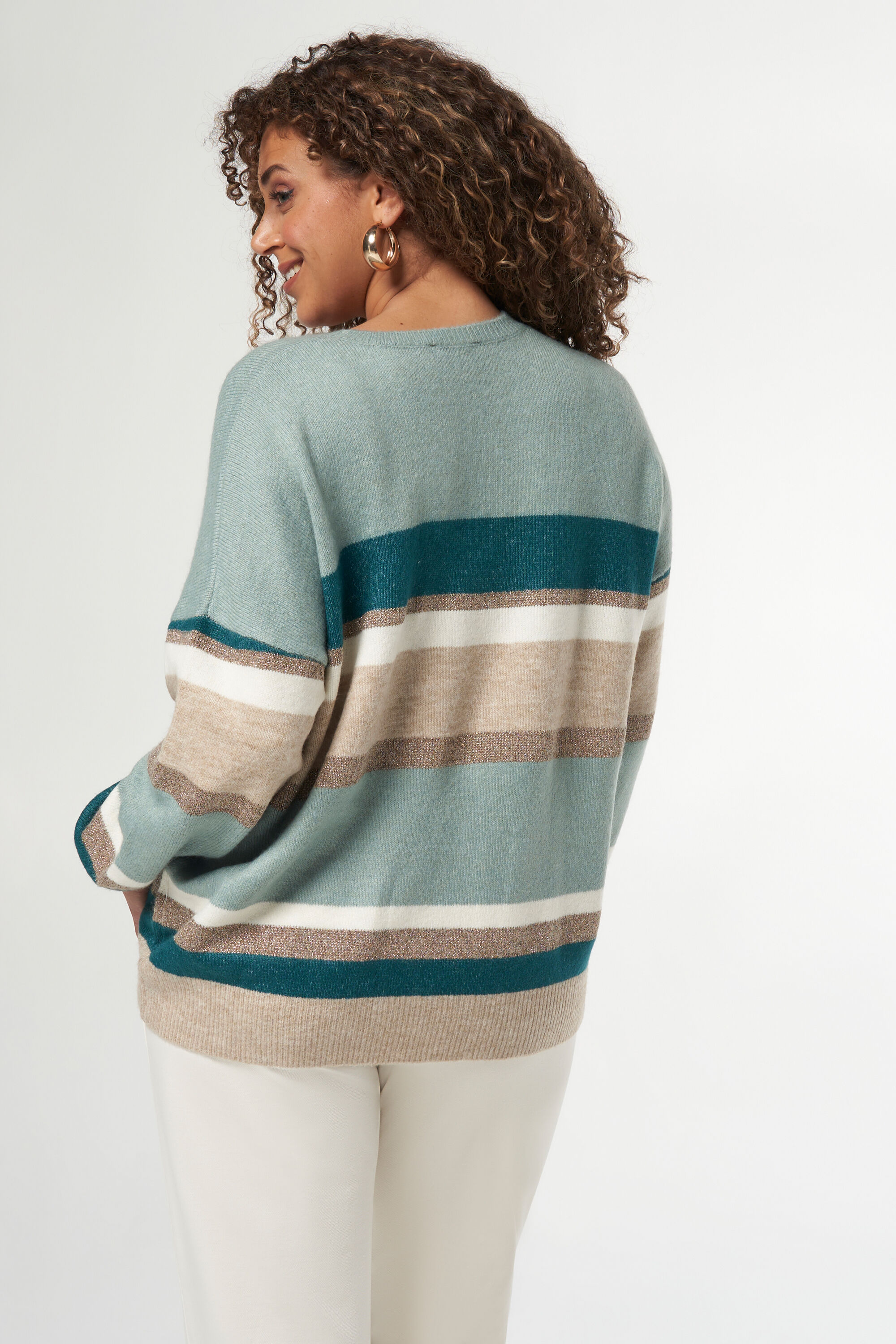 Su&eacute;ter de rayas con purpurina image number 3