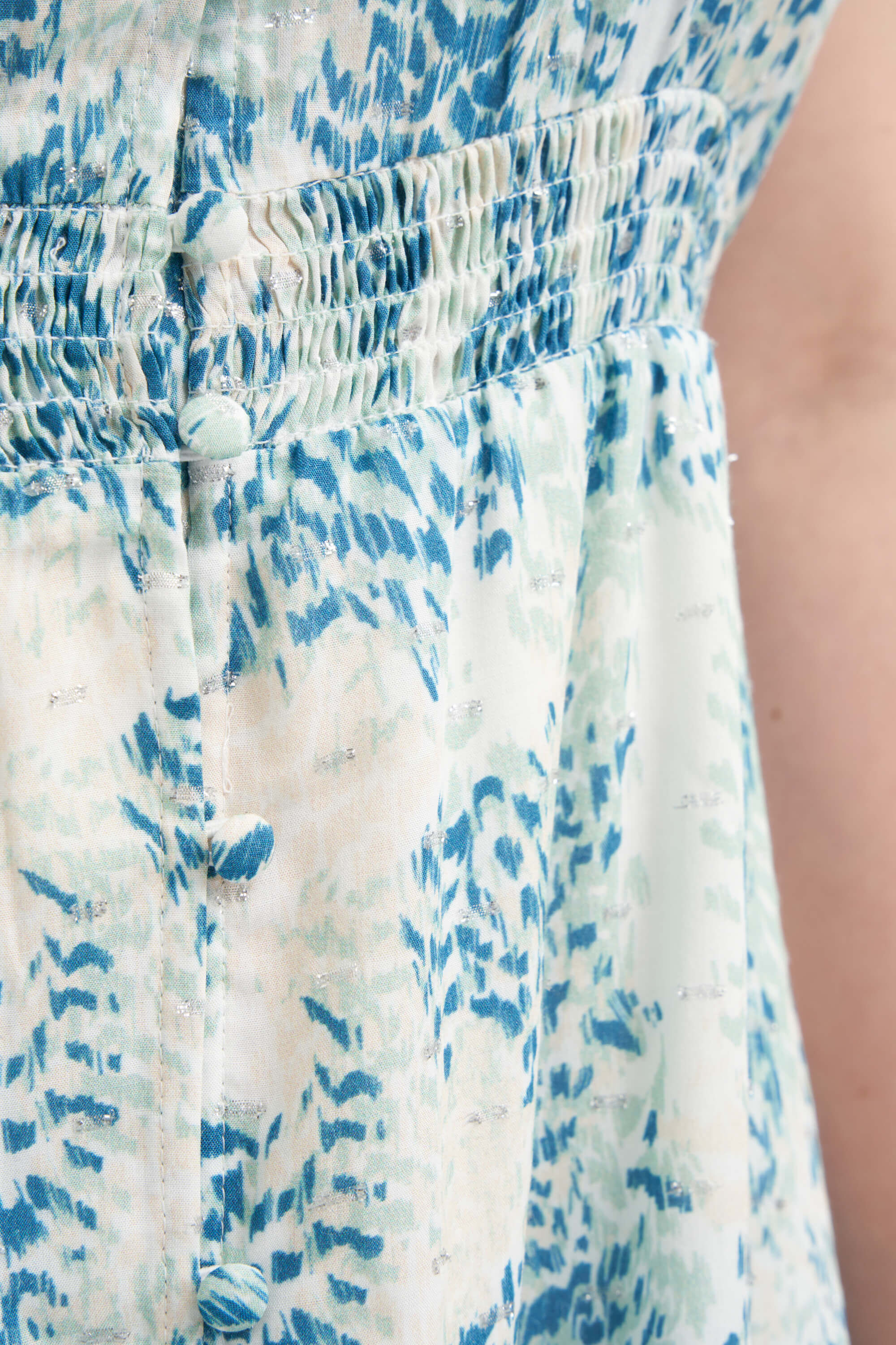 Vestido largo con estampado  image number 6