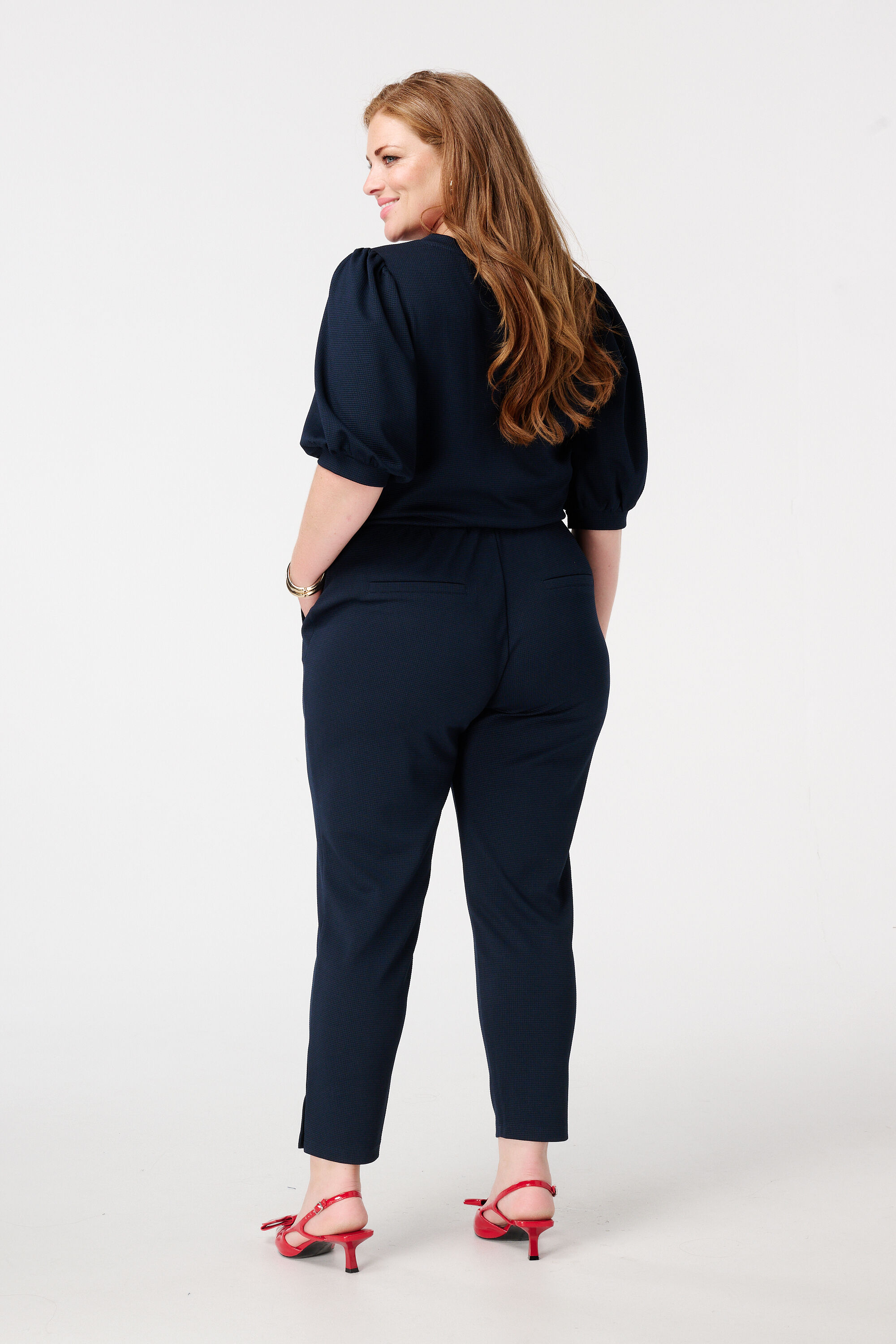 Pantalones con un pespunte decorativo  image number 3