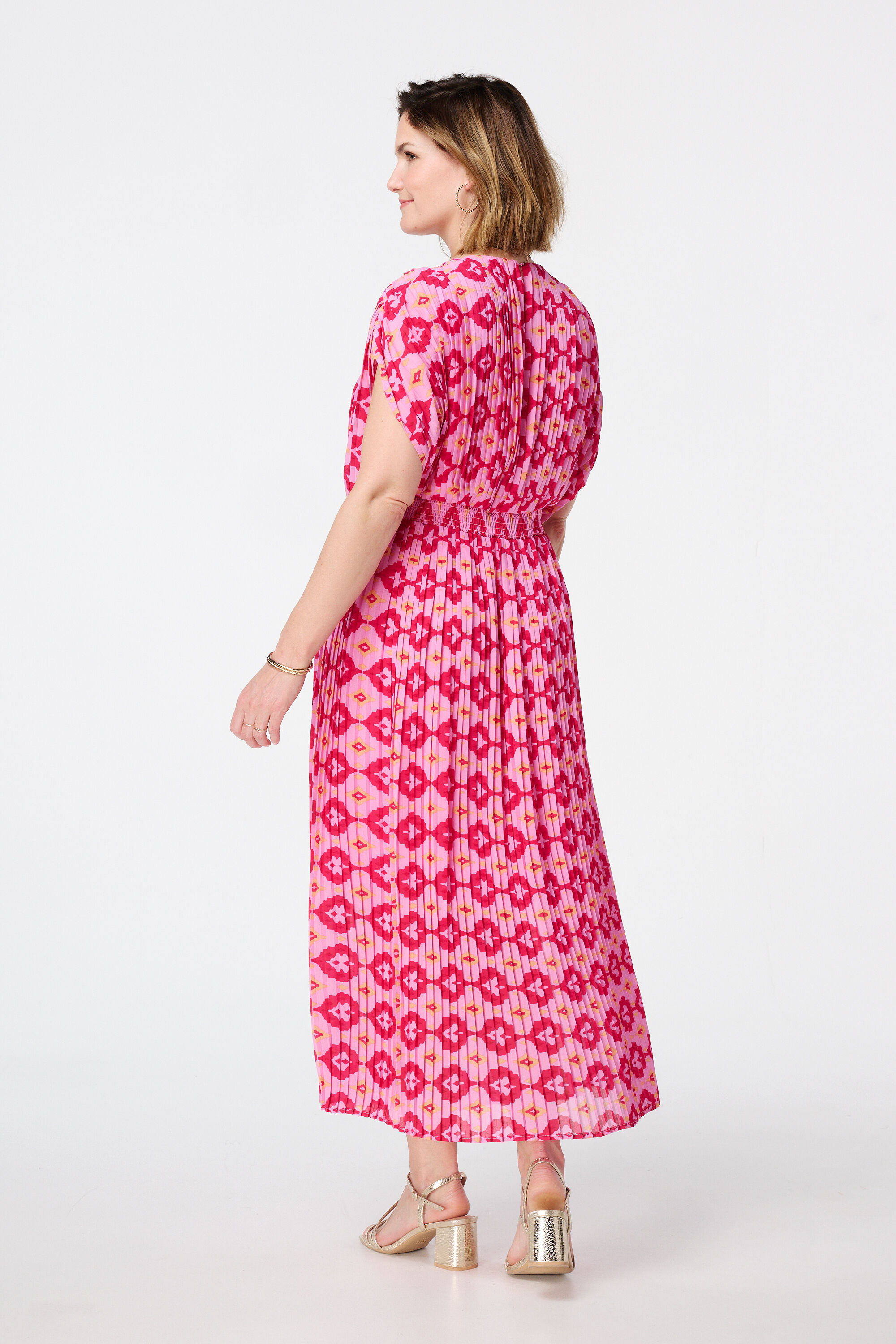 Vestido plisado con estampado image number 3