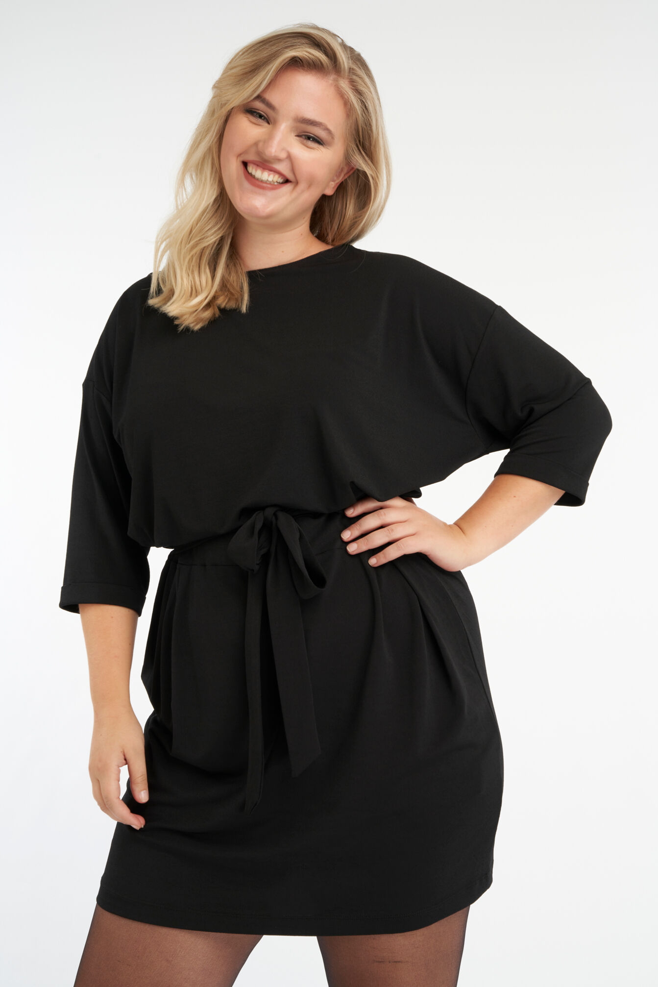 Vestido jersey con cintur&oacute;n image number 0