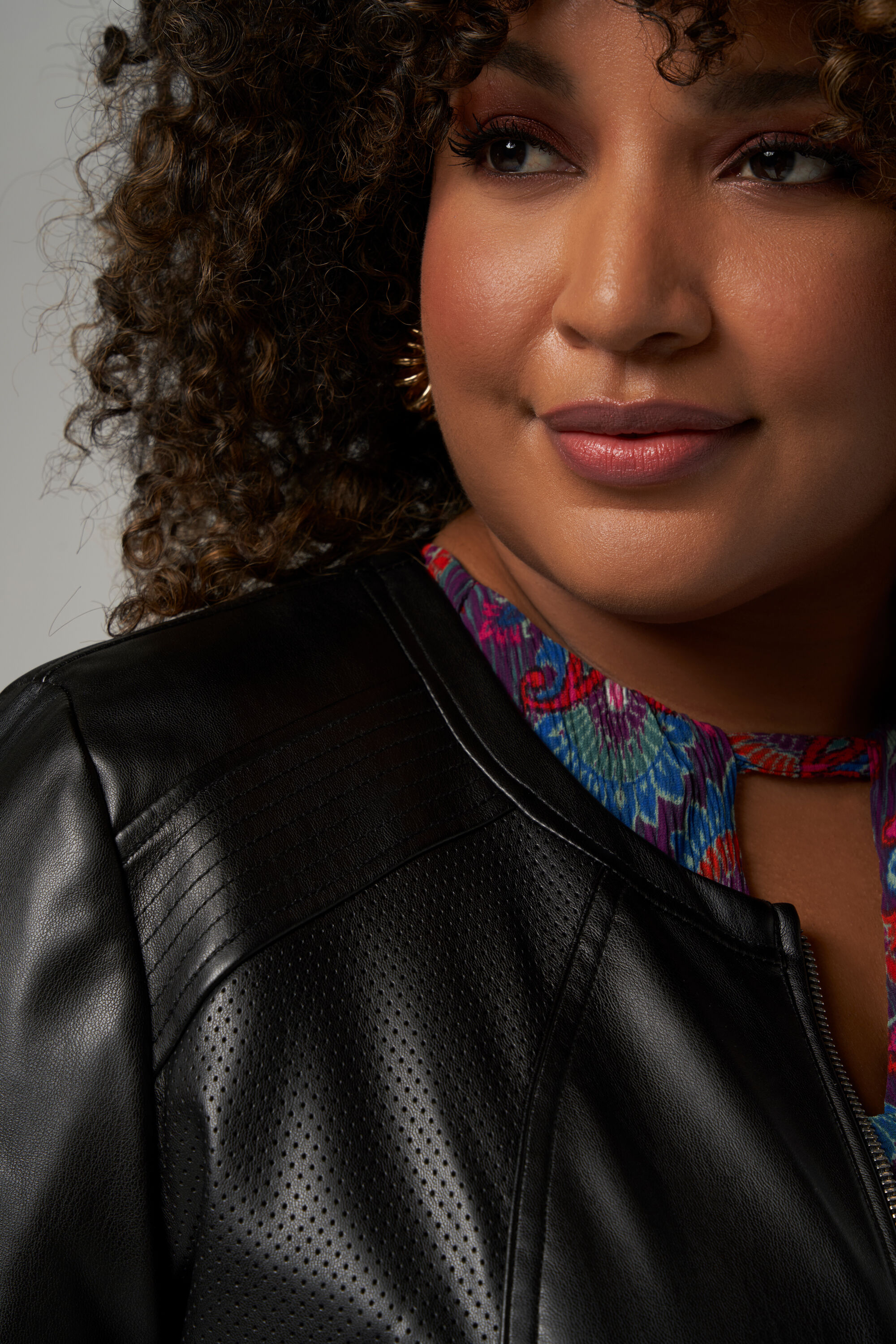 Cazadora de cuero sint&eacute;tico image number 3