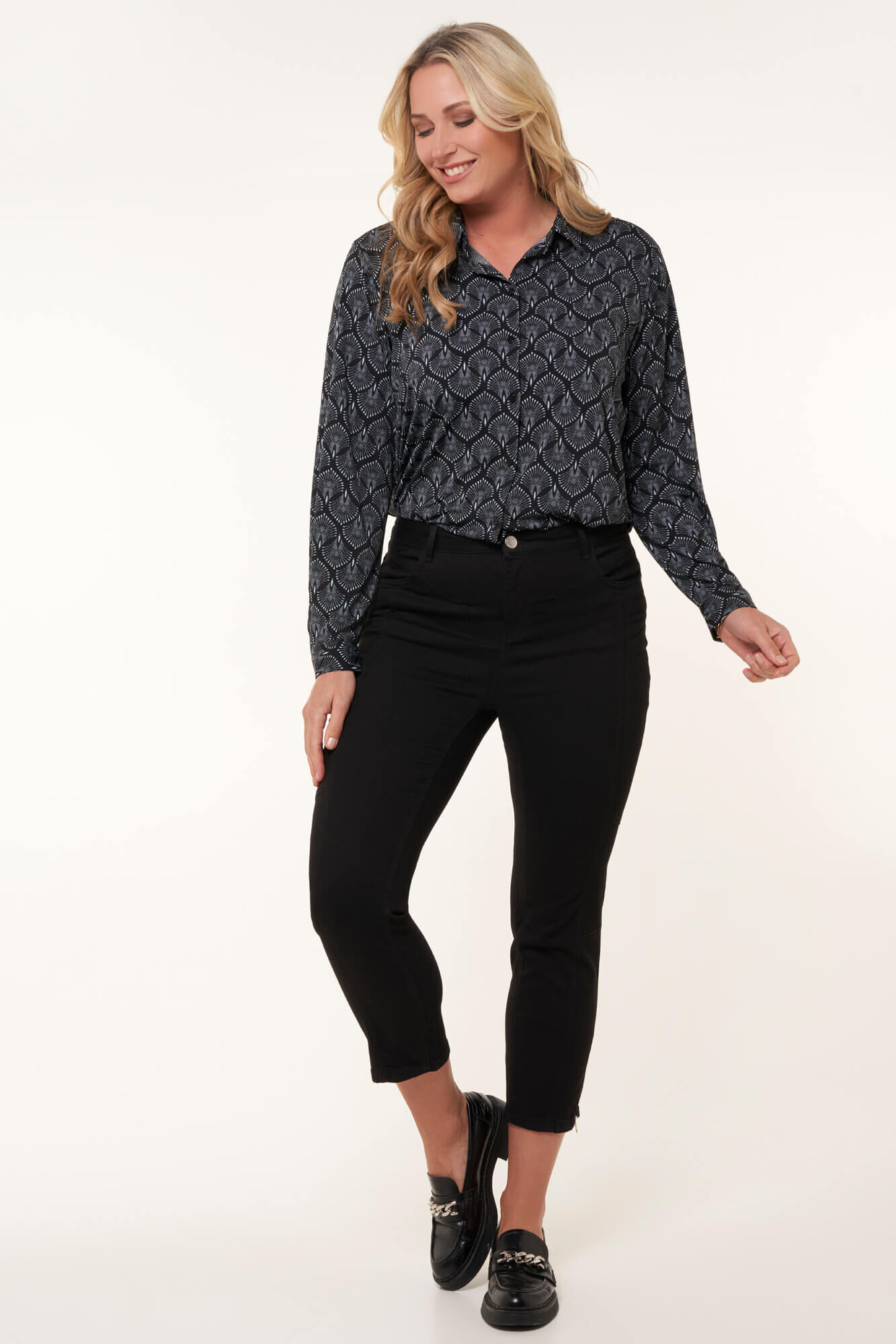 Pantalones ajustados image number 6