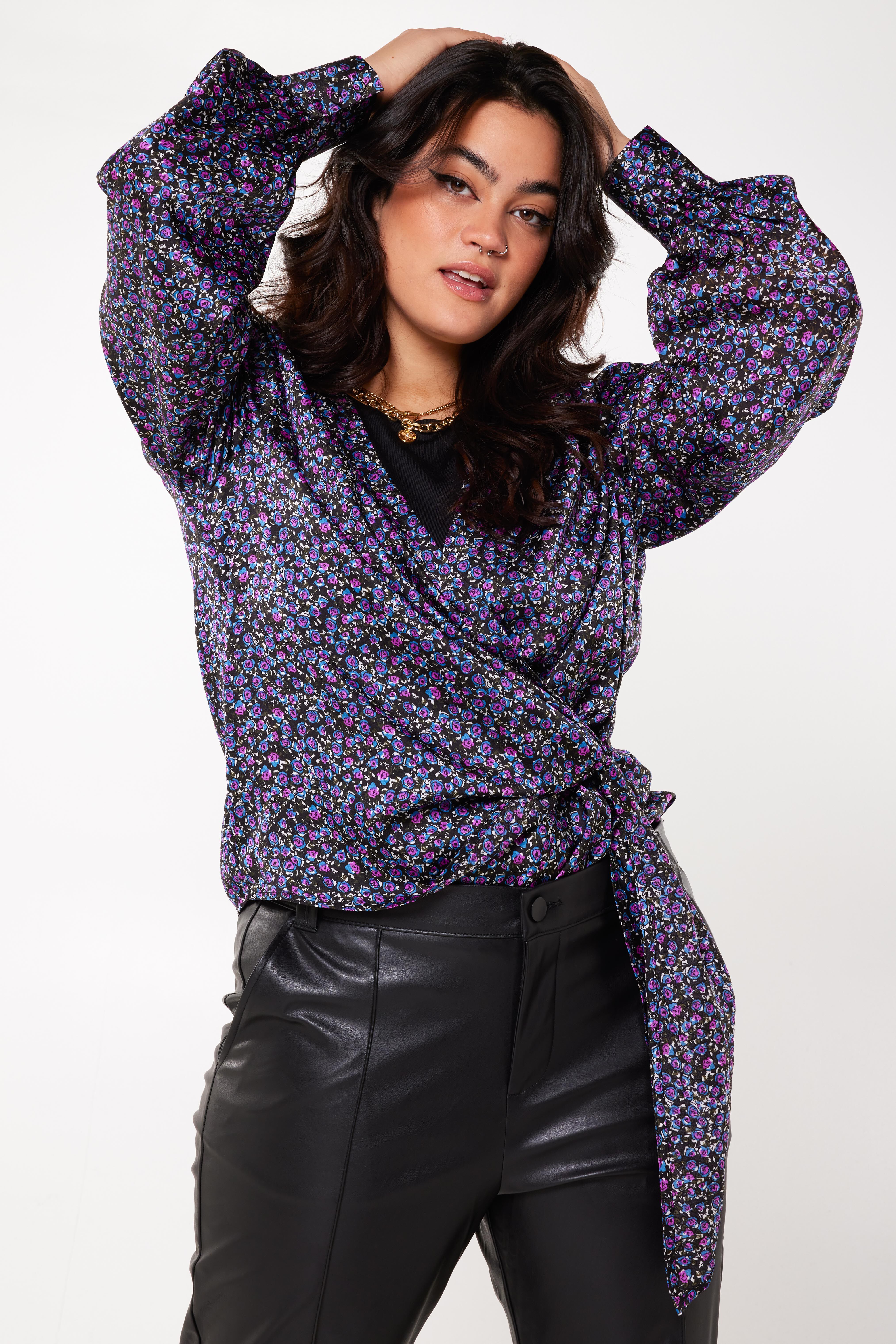 Top cruzado image number 6