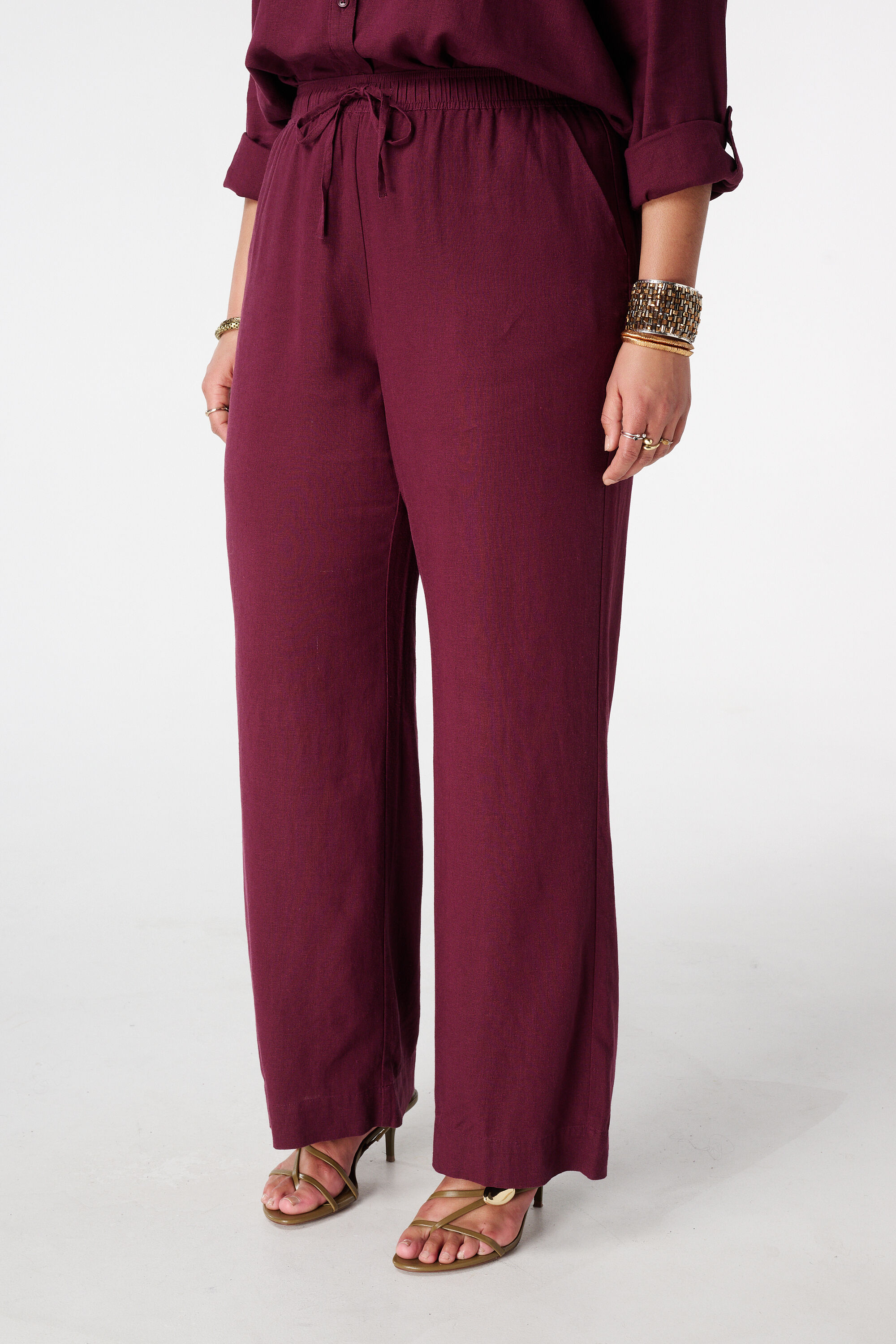 Pantal&oacute;n de lino image number 5