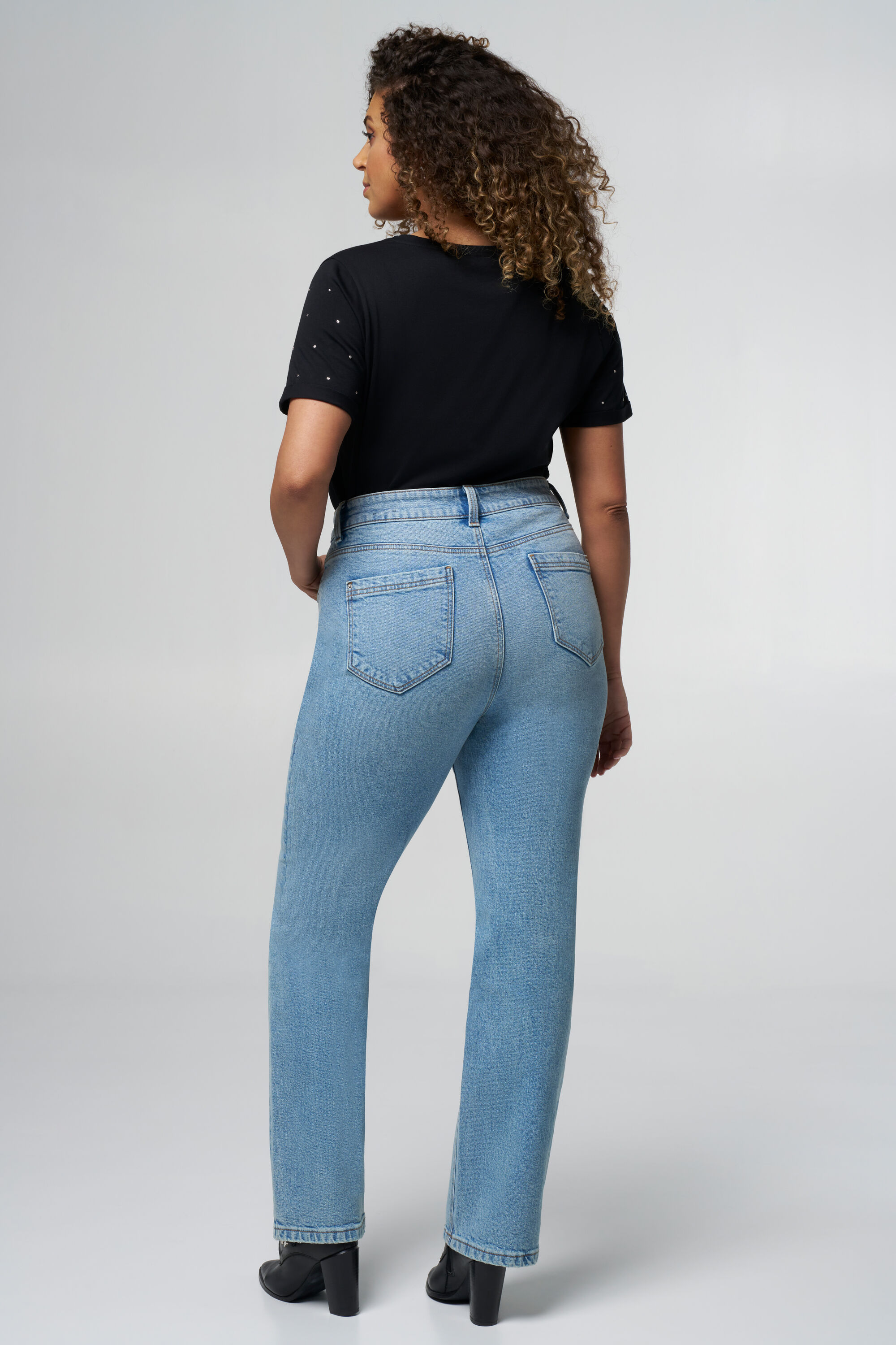 Pantalones de pernera recta holgada image number 3