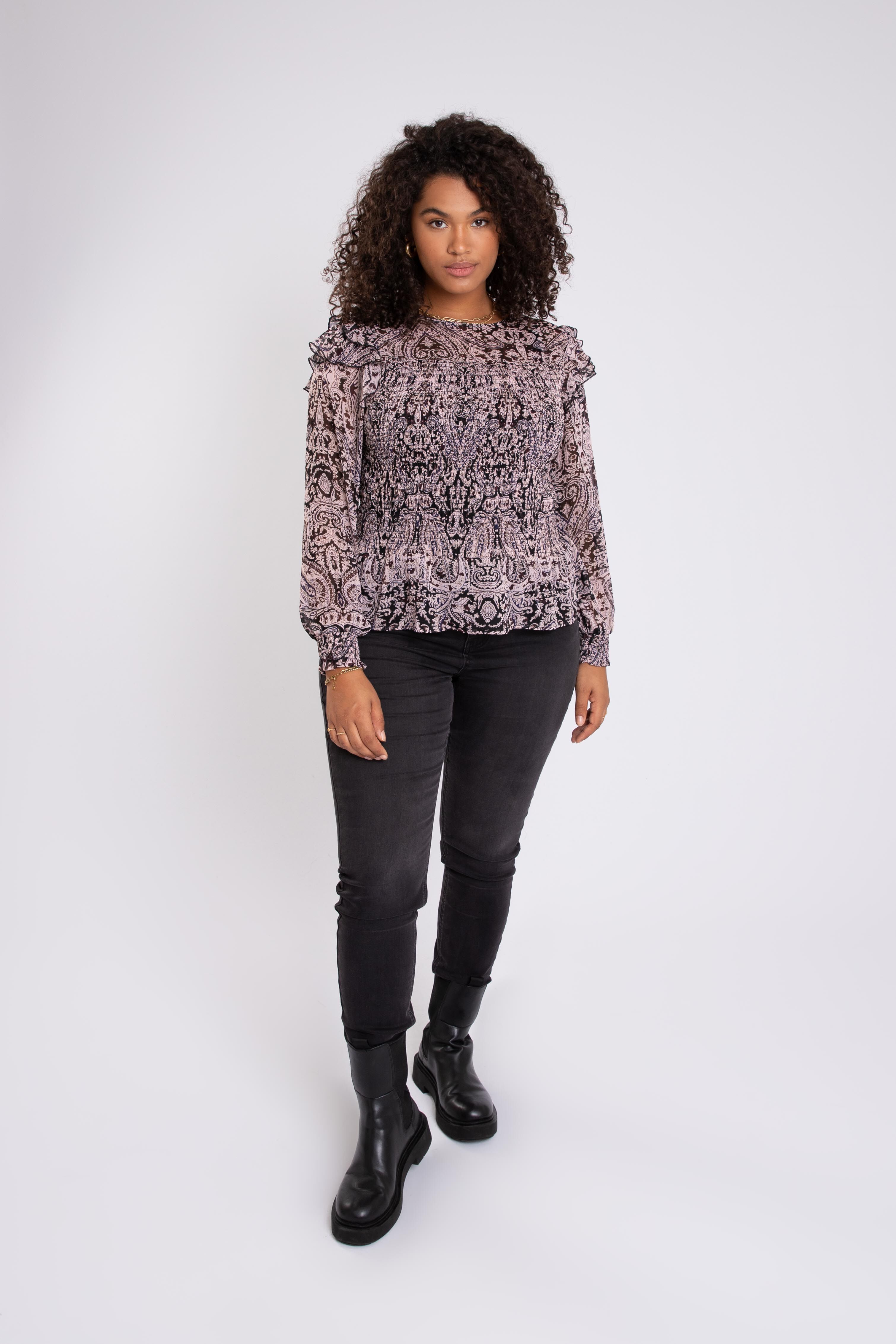 Blusa con estampado paisley  image number 5