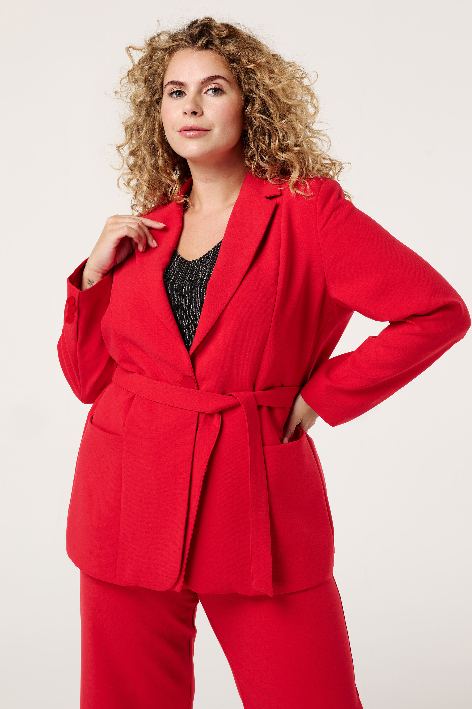 Blazer con cintur&oacute;n image number 6