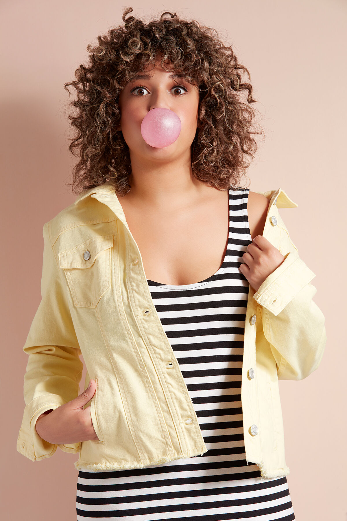 Vestido de rayas sin mangas image number 7