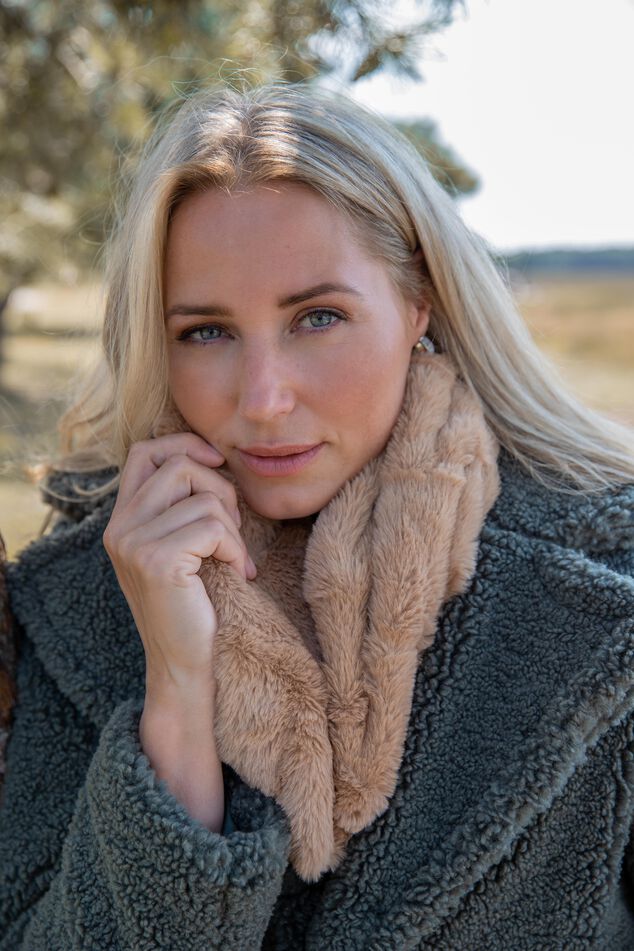 Cuello alto con suave pelo image number 0