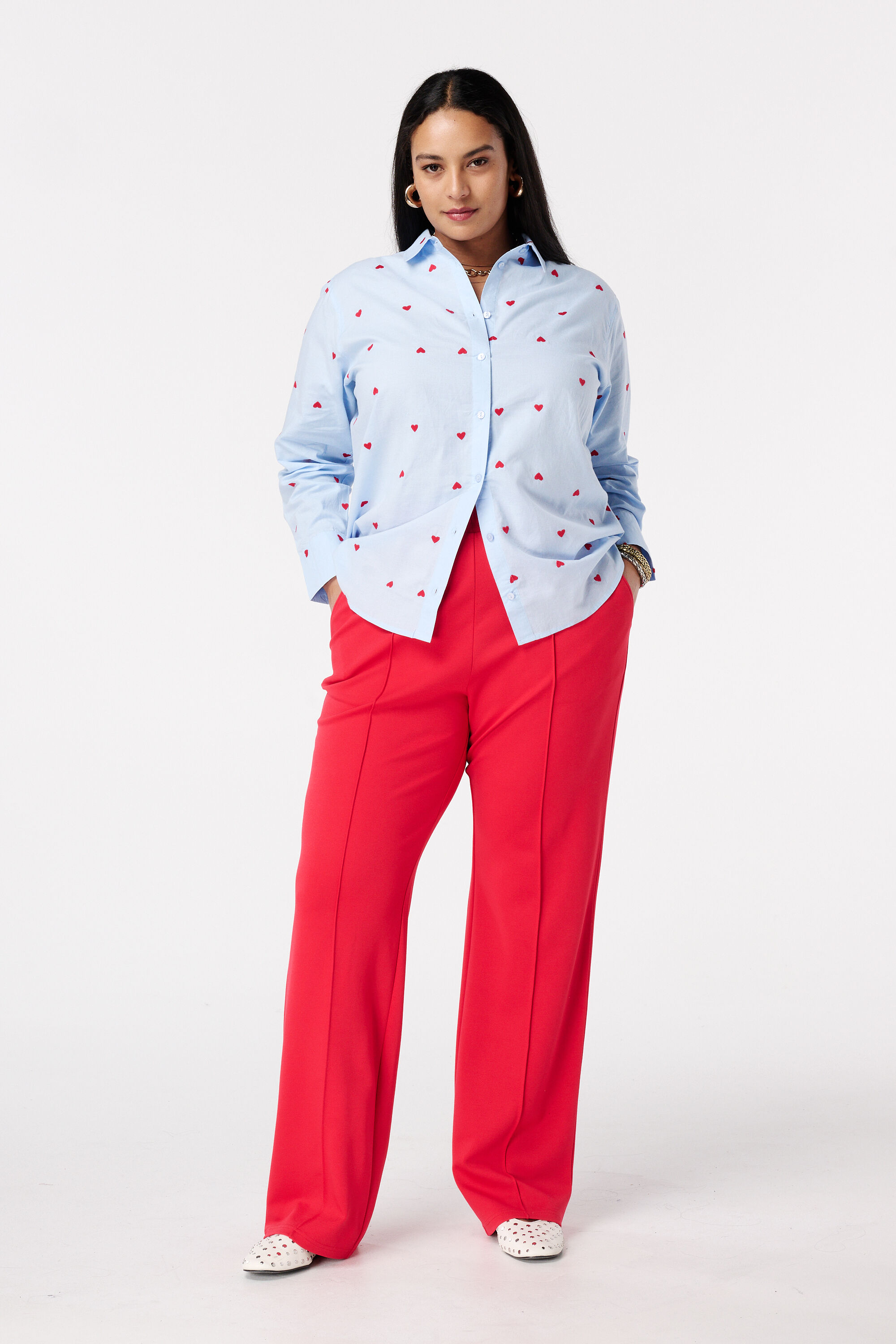 Blusa con estampado de corazones image number 5