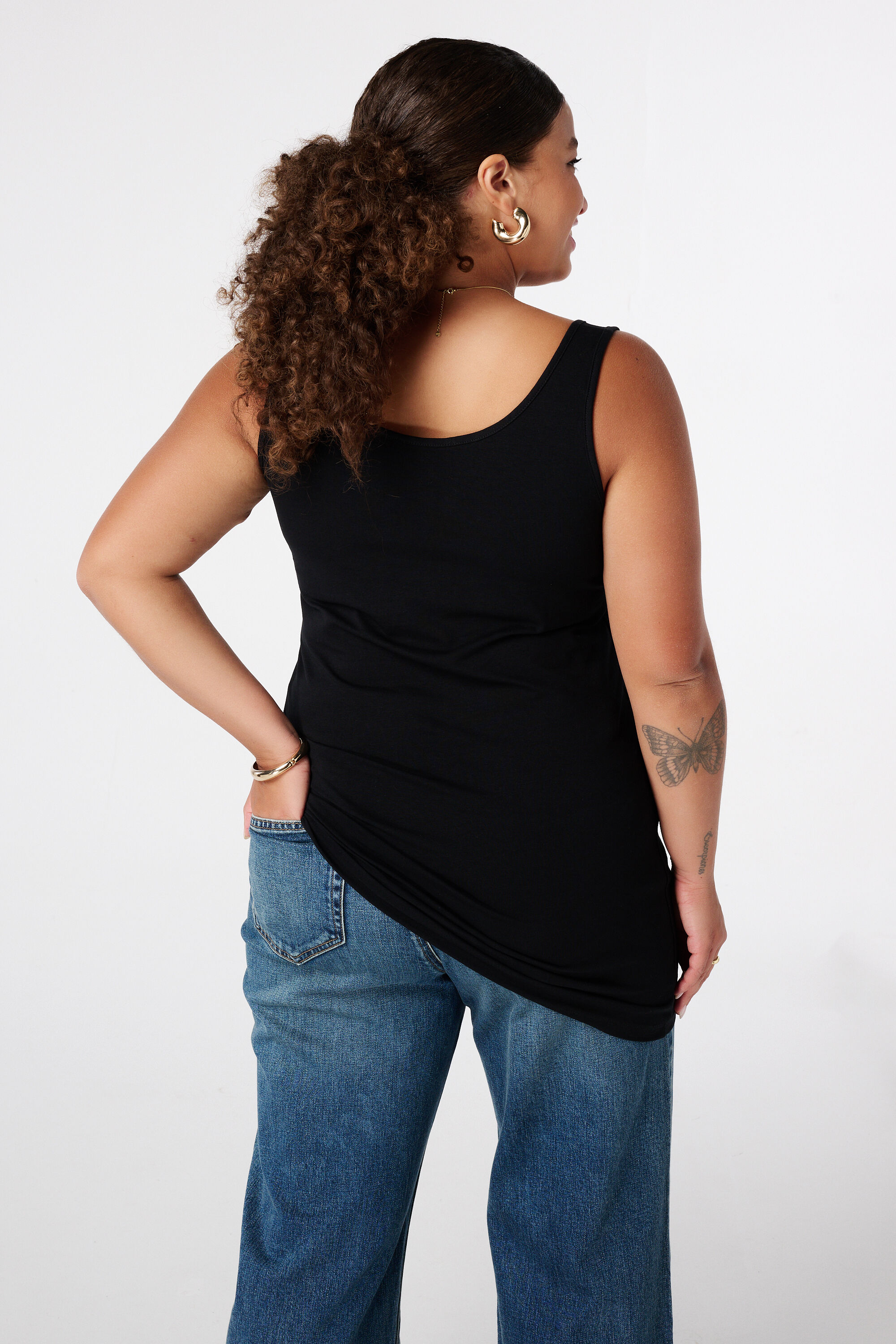 Pack de 2 camisetas interiores de algod&oacute;n extra largas image number 3