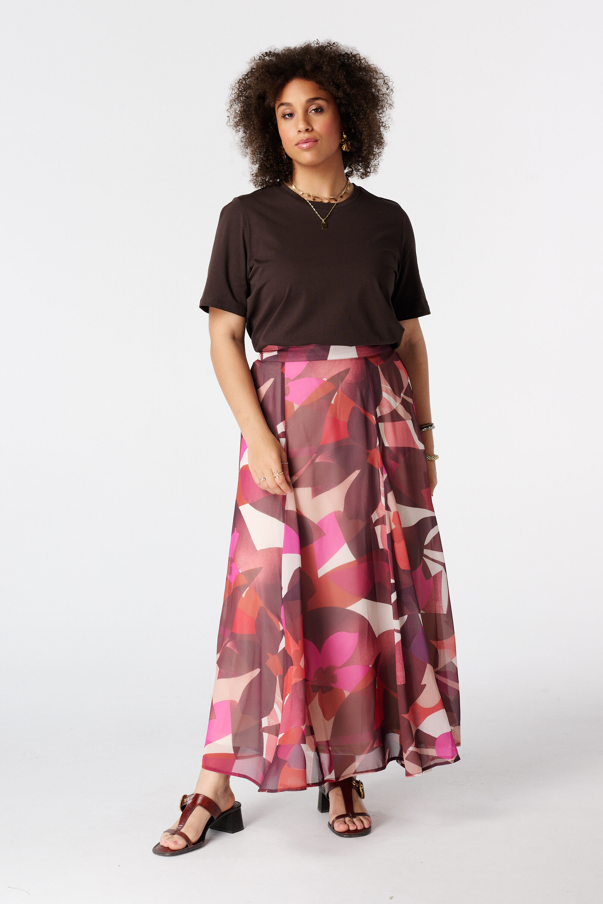 Falda midi satinada con estampado