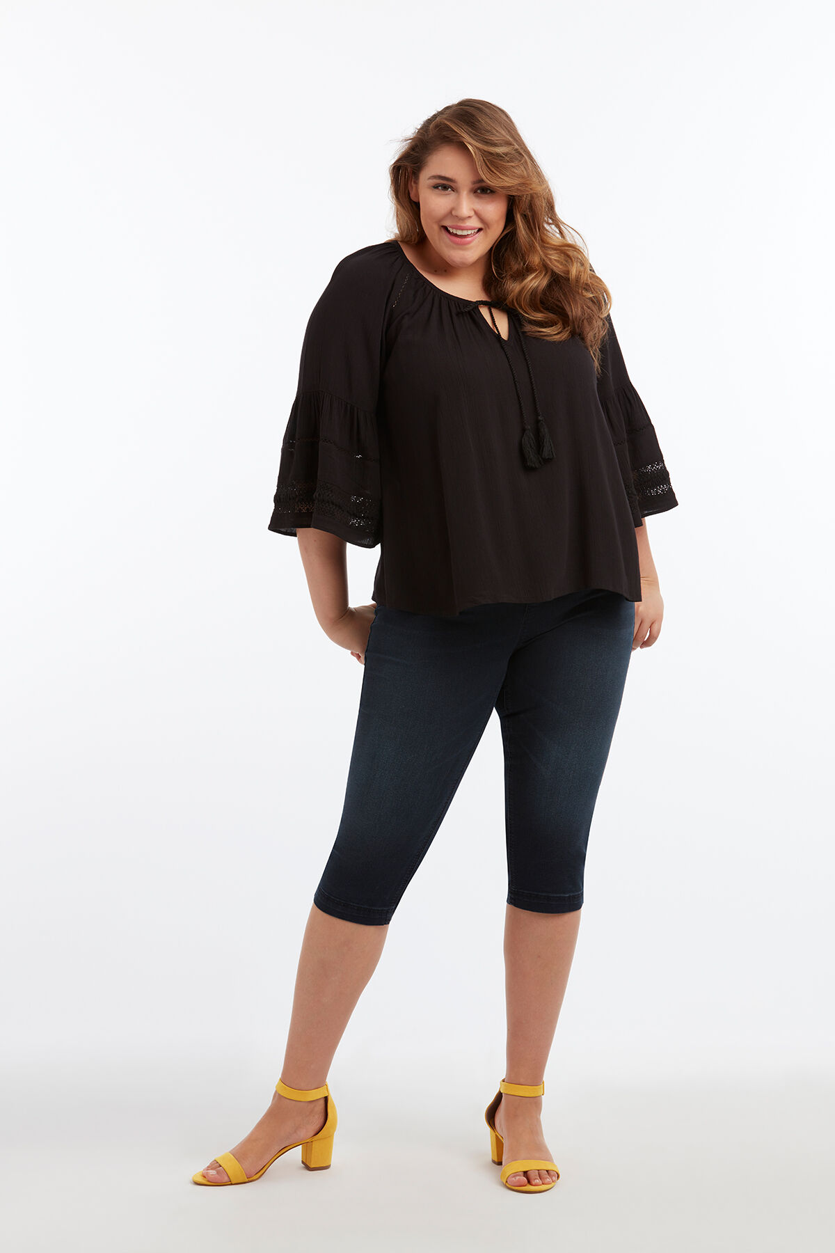 Blusa con mangas de campana image number 3