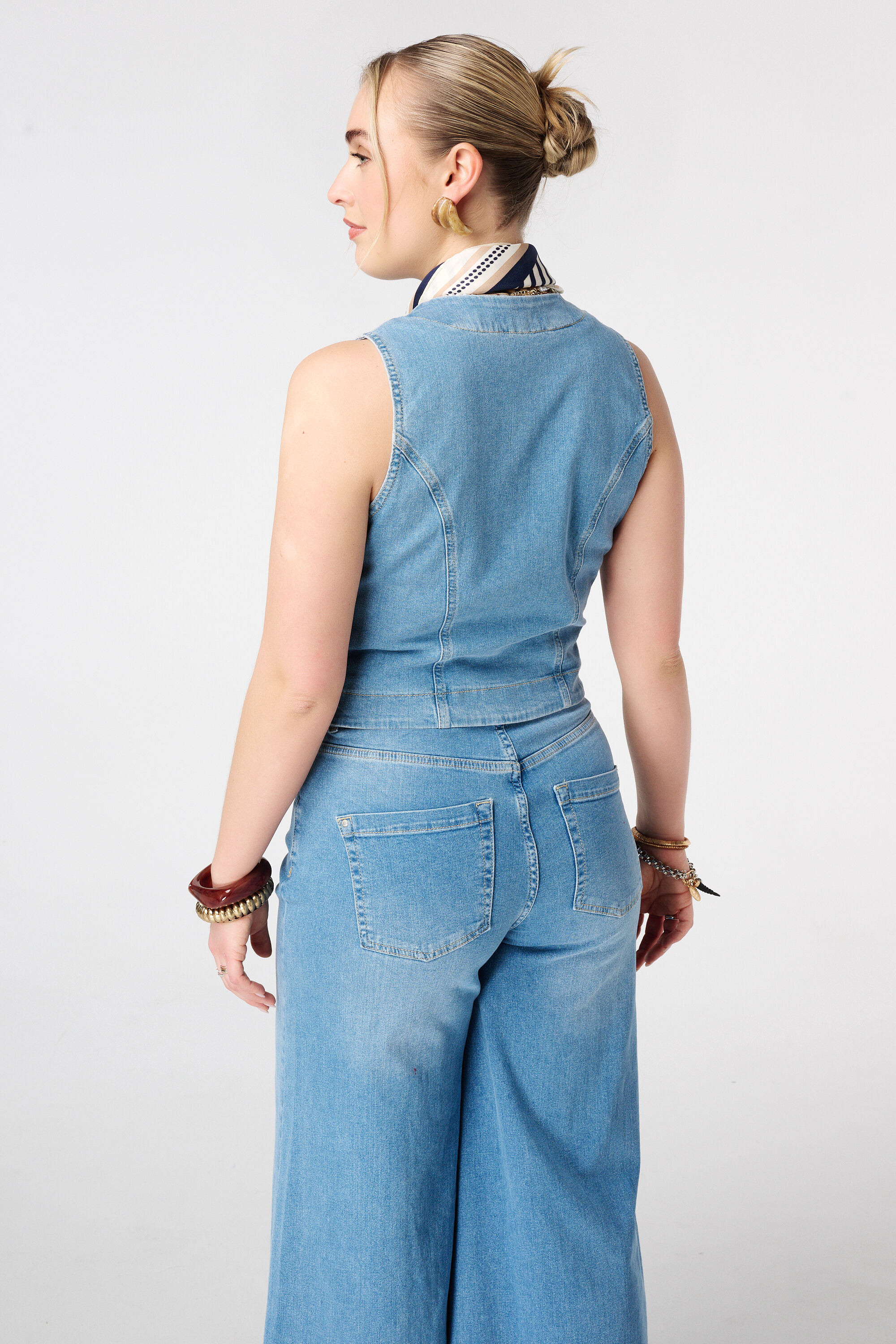 Chaleco vaquero image number 3