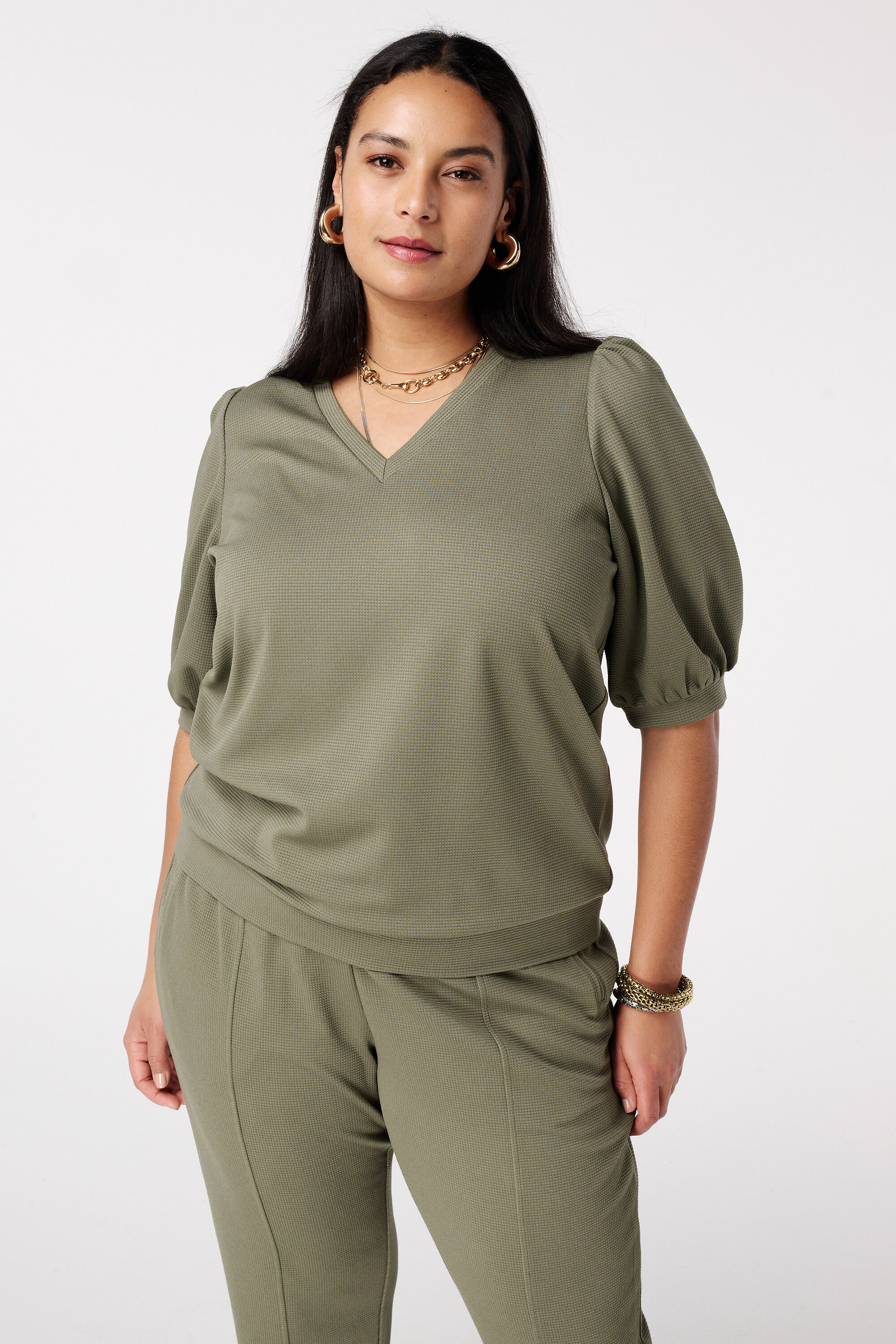 Top con mangas abullonadas