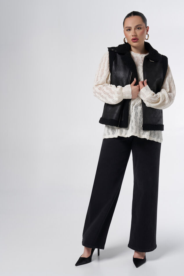 Chaleco de cuero sintético image number 5