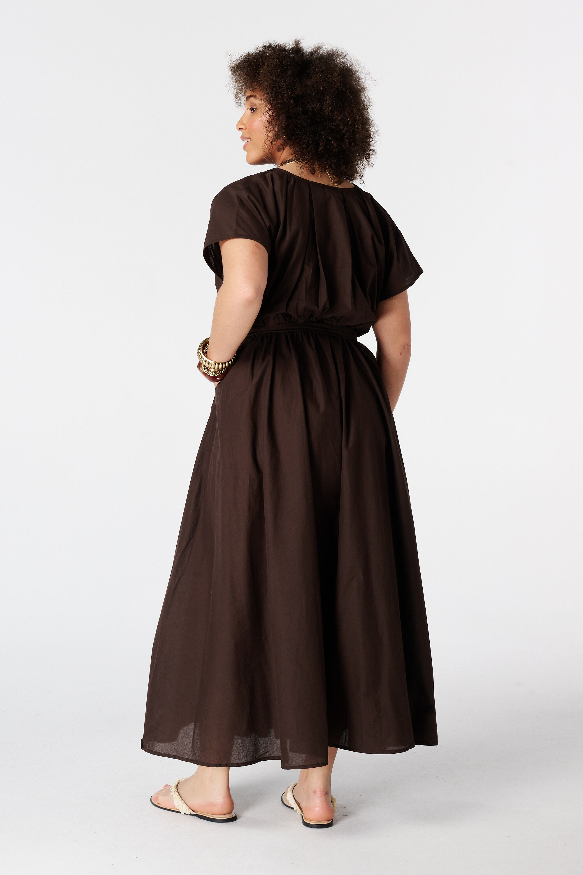 Vestido maxi con cintur&oacute;n image number 3