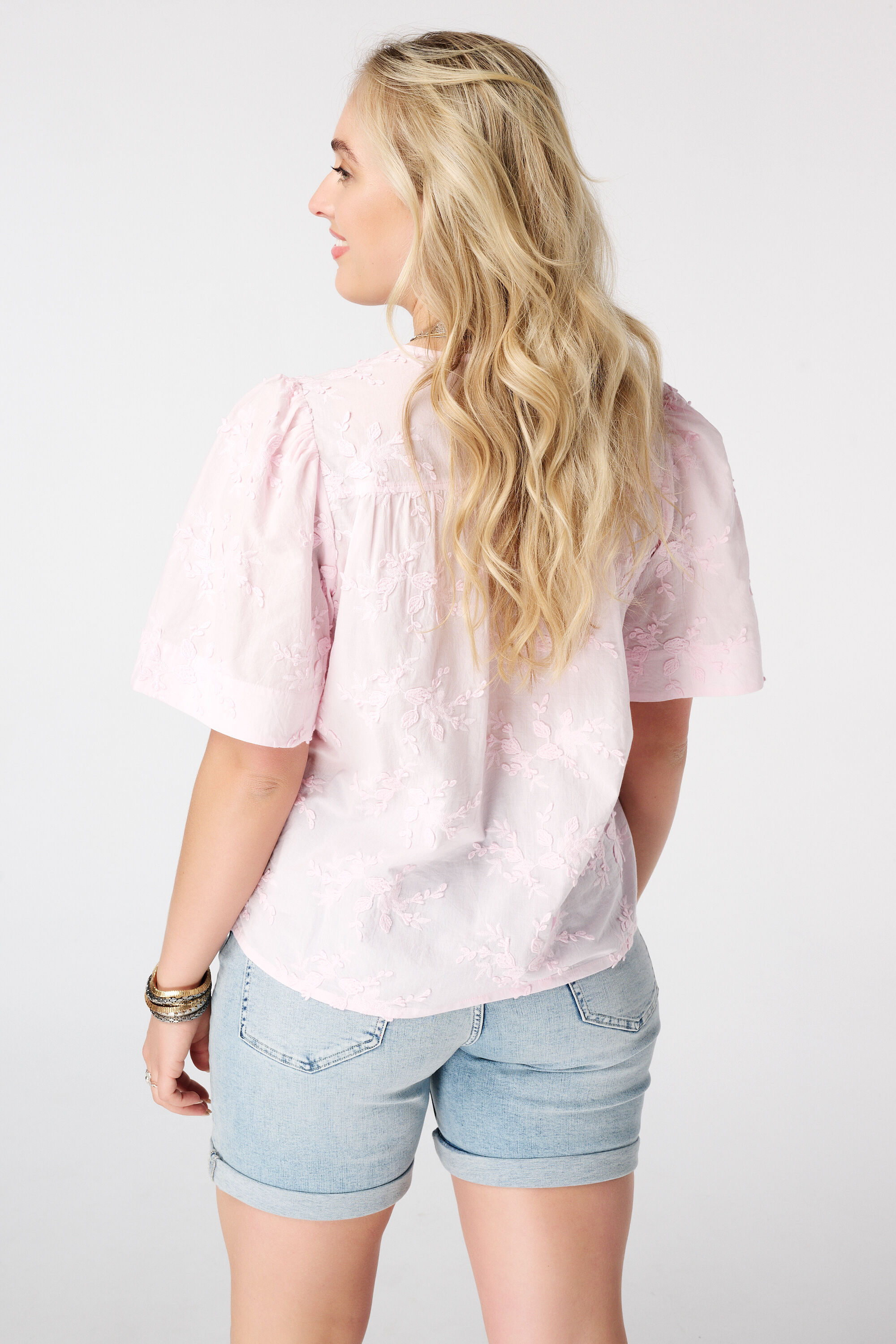 Blusa de algod&oacute;n con bordado image number 3