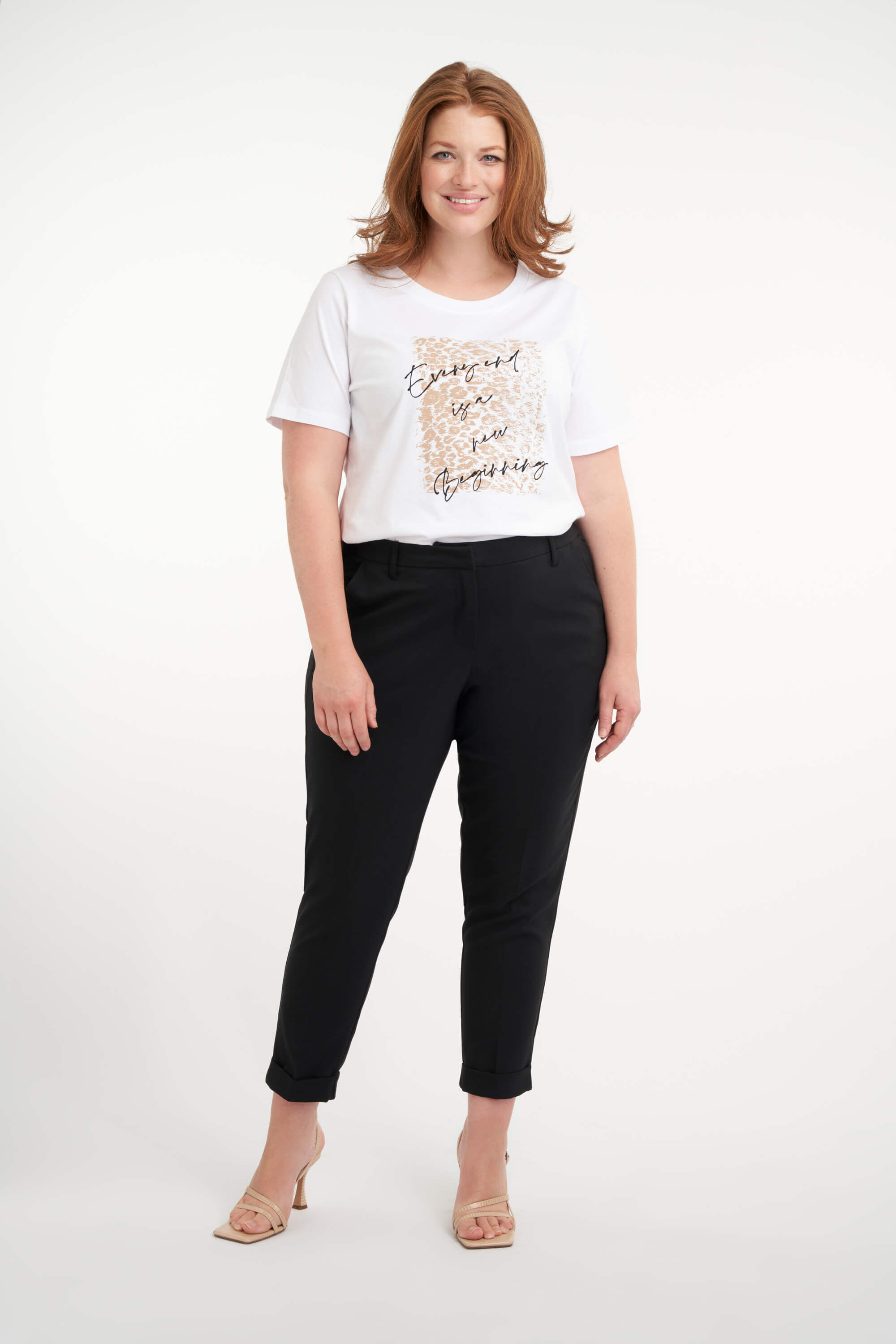 Pantalones tobilleros image number 5