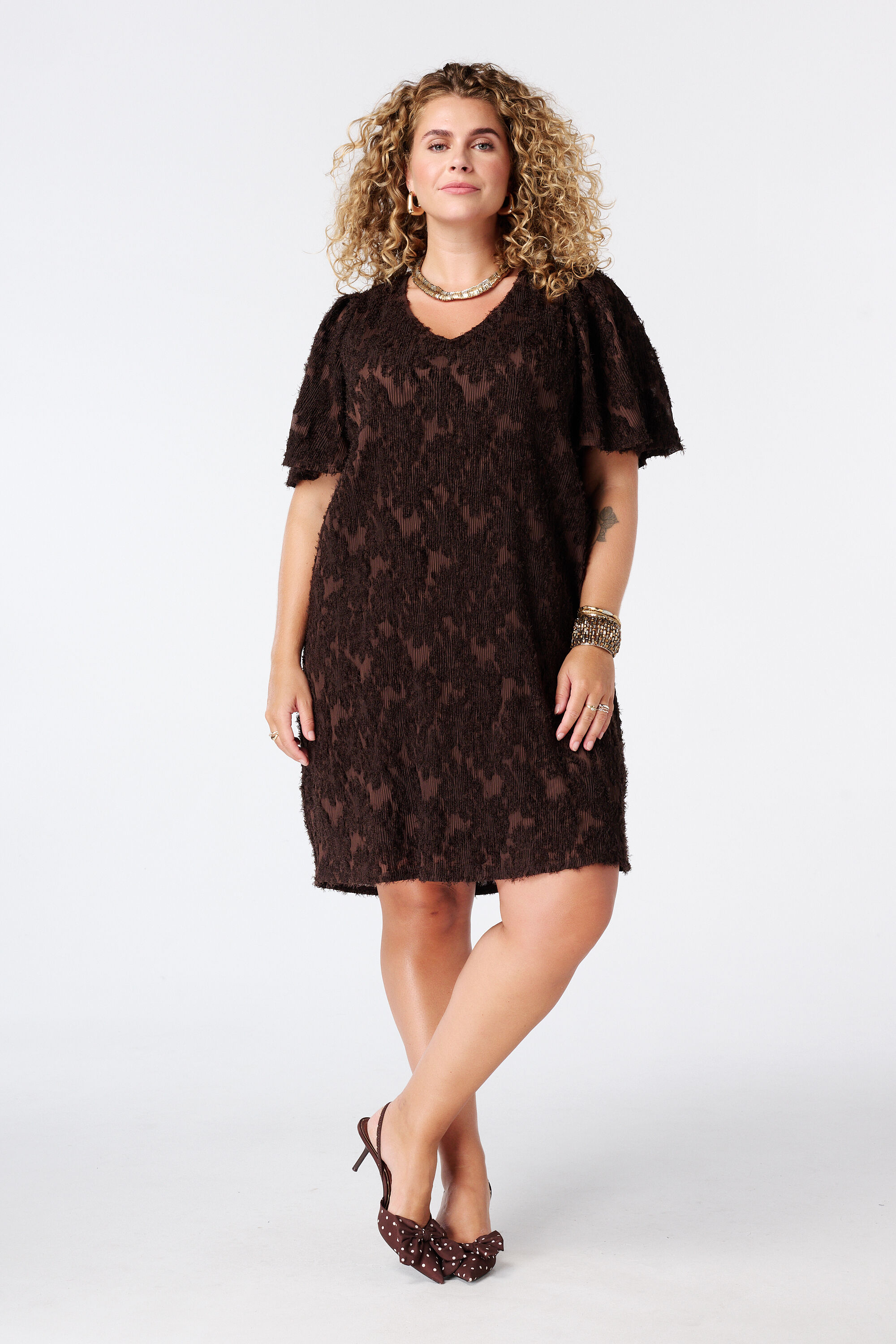 Vestido con mangas abullonadas