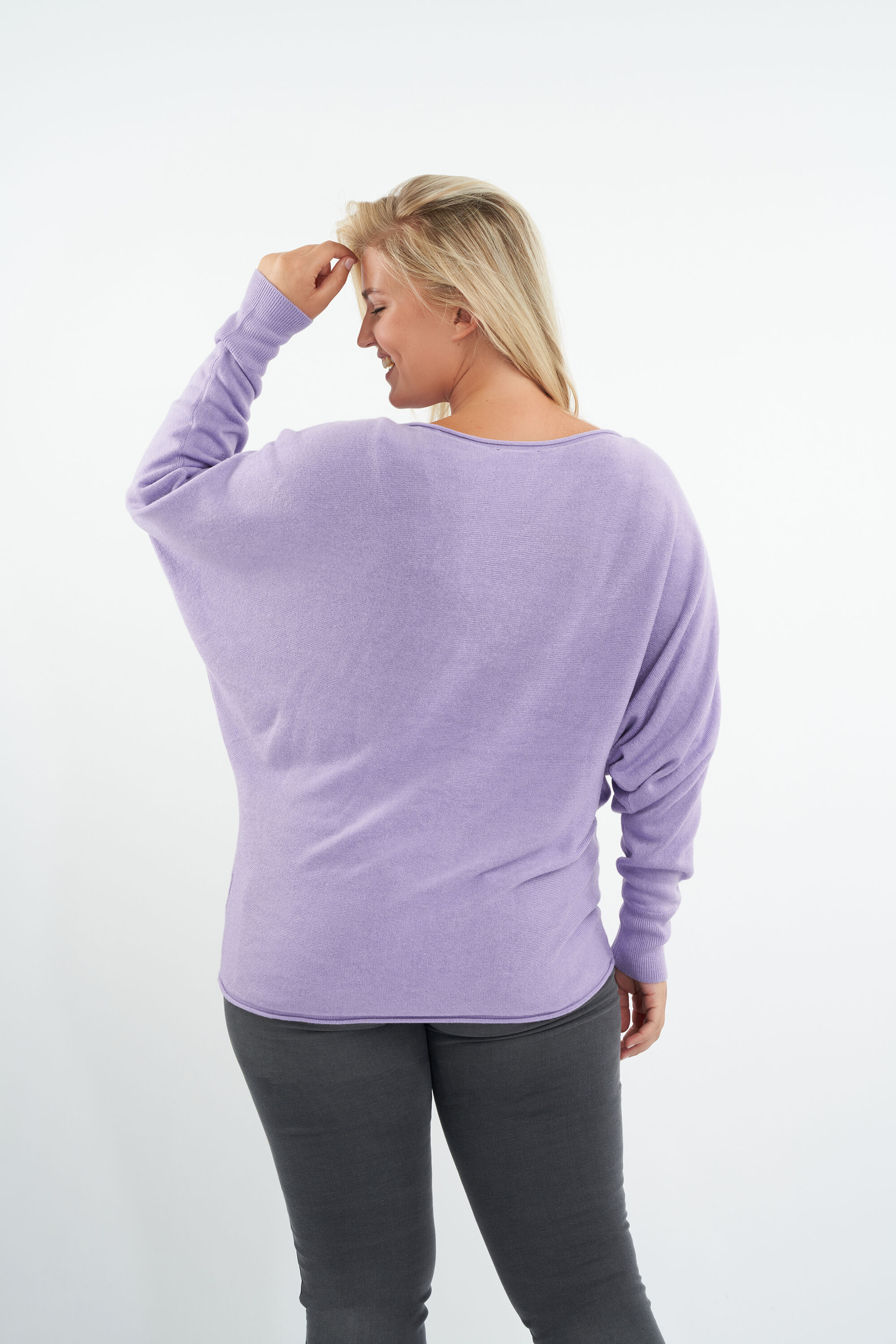 Su&eacute;ter con manga murci&eacute;lago image number 3