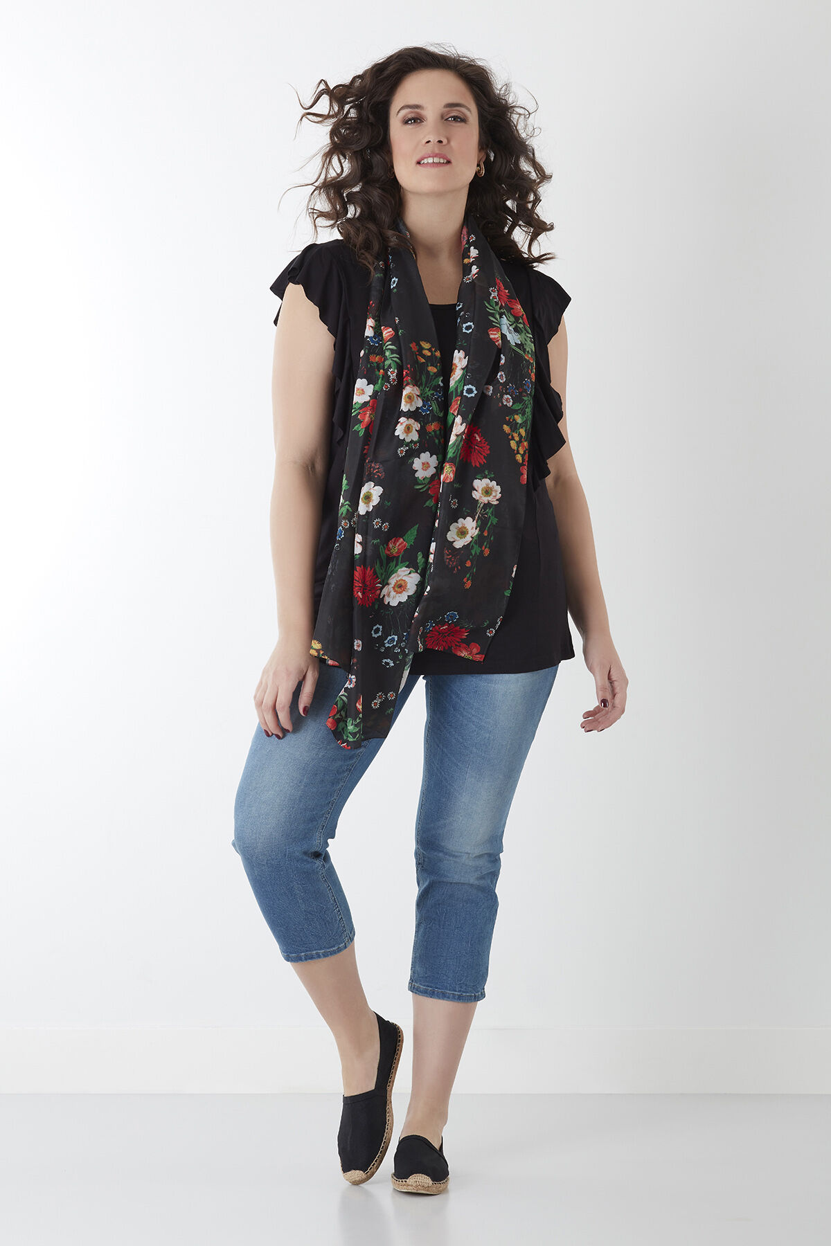 Fular con estampado de flores image number 0