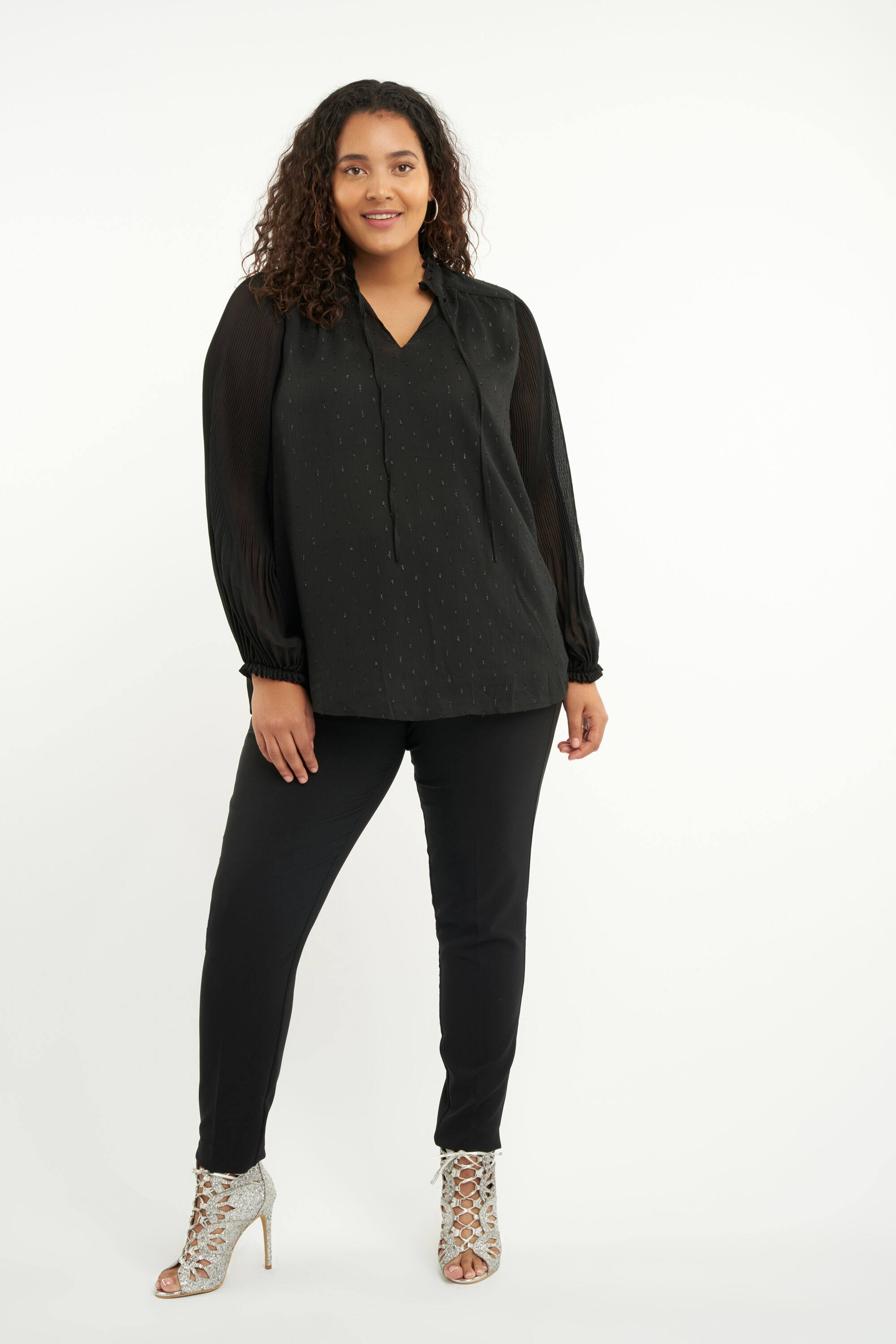 Blusa con mangas plisadas image number 7