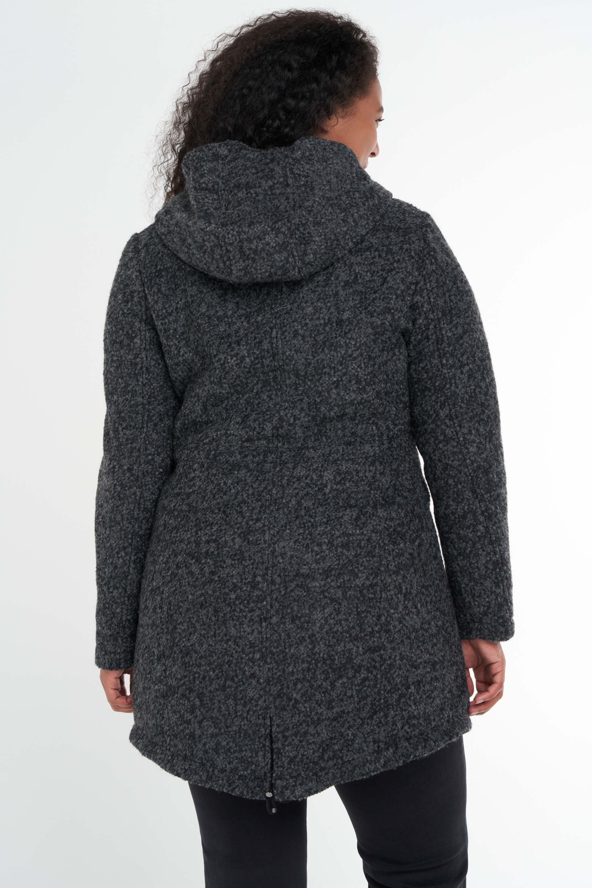 Chaqueta con capucha image number 4