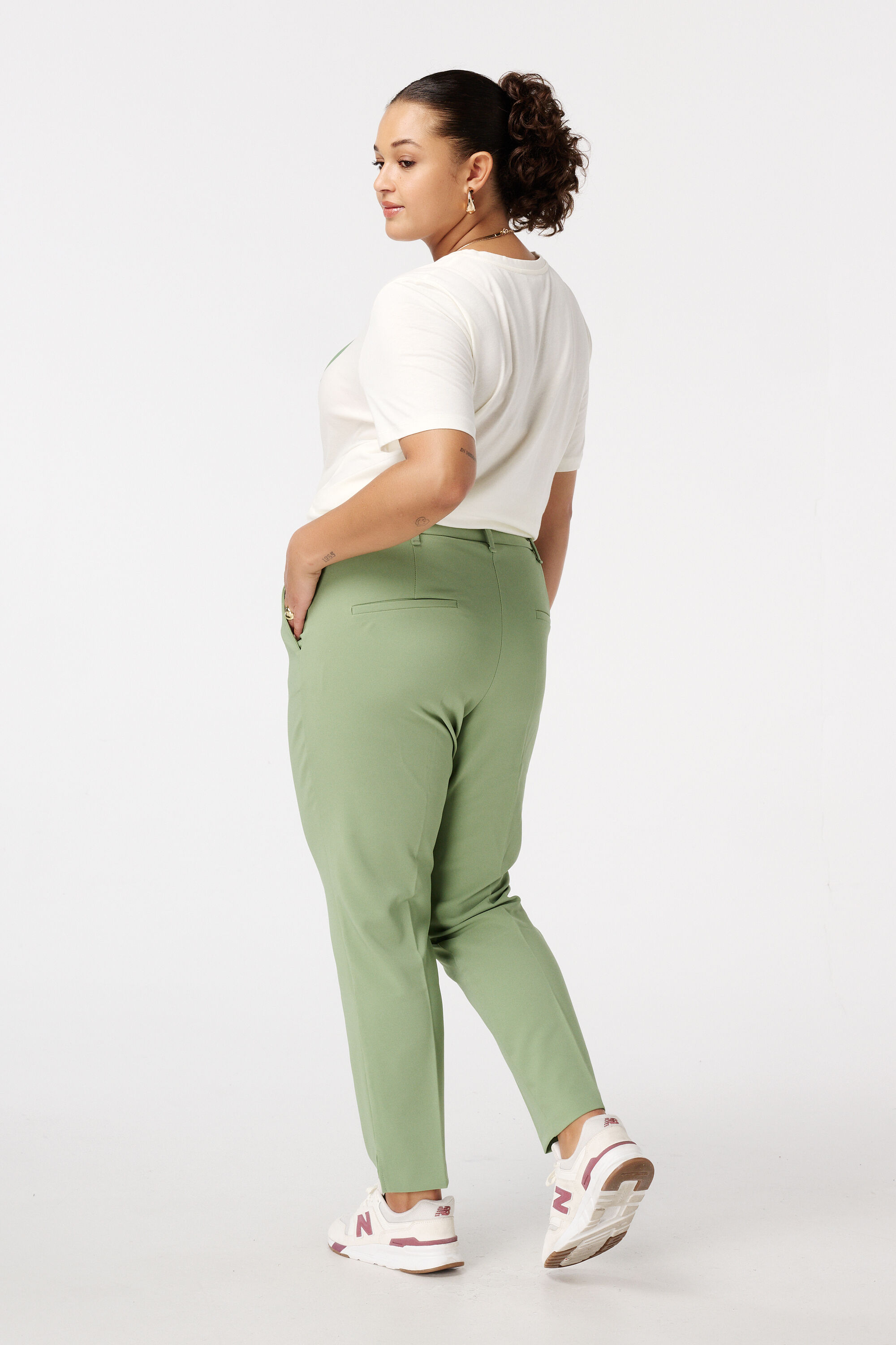 Pantal&oacute;n straight-leg image number 3