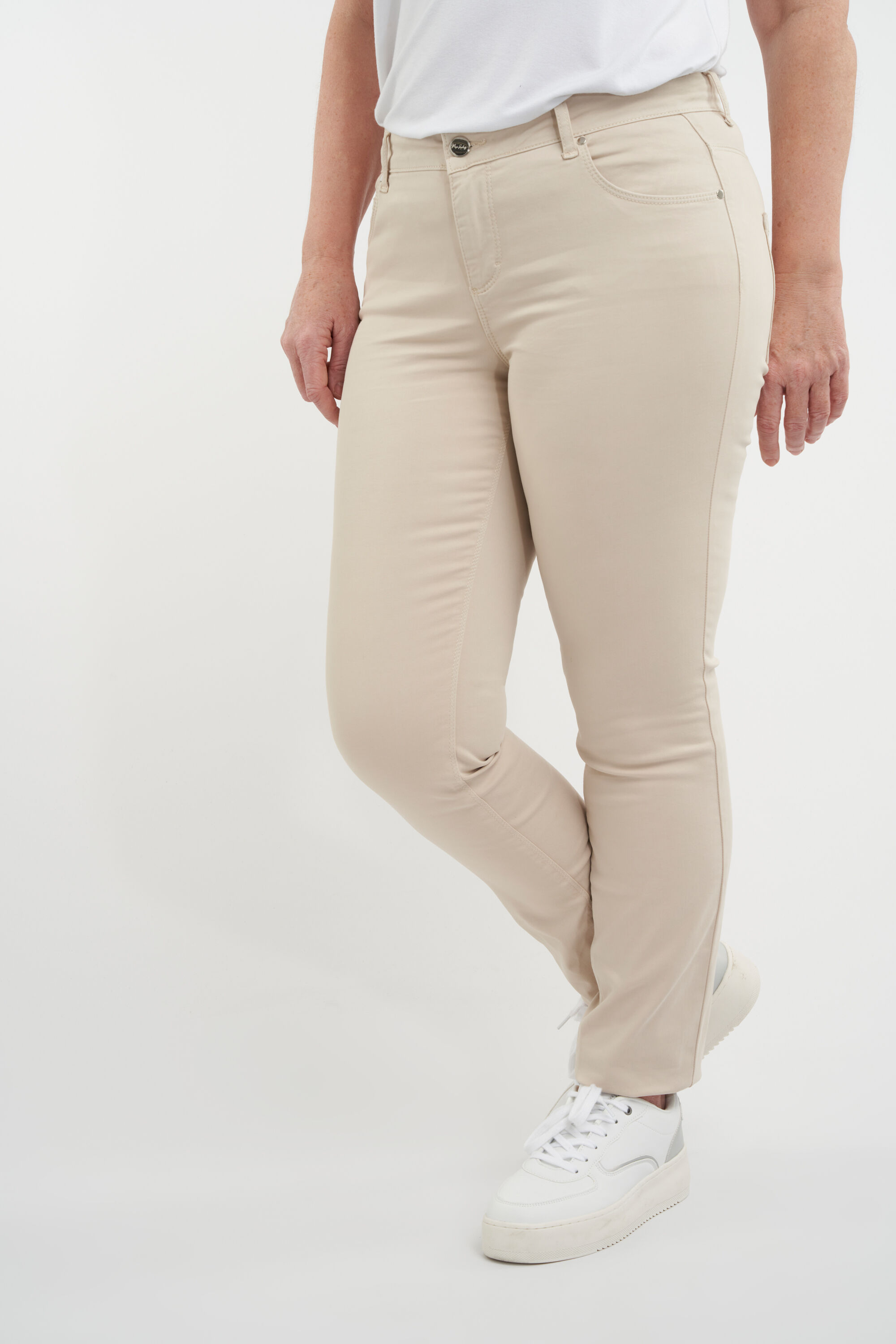 Vaqueros de corte pitillo SLIMS image number 3