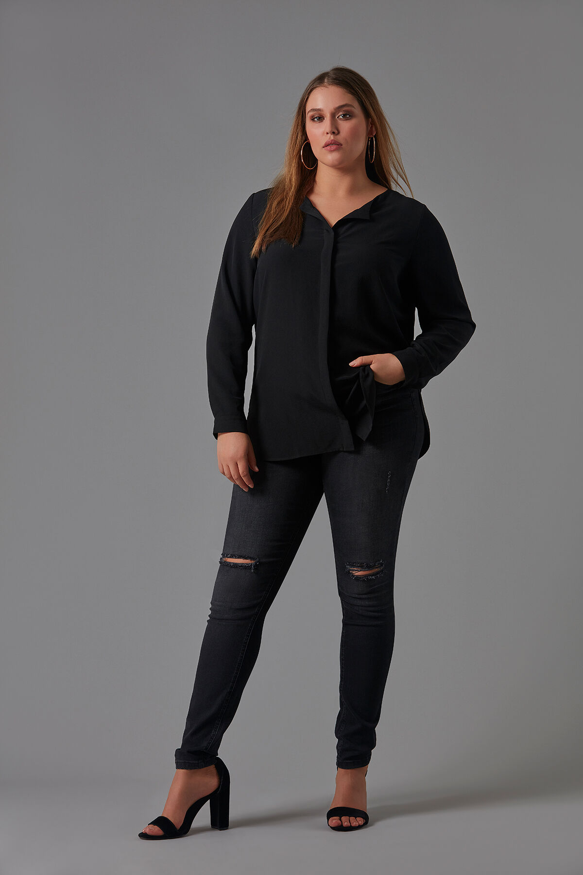Blusa suelta image number 3