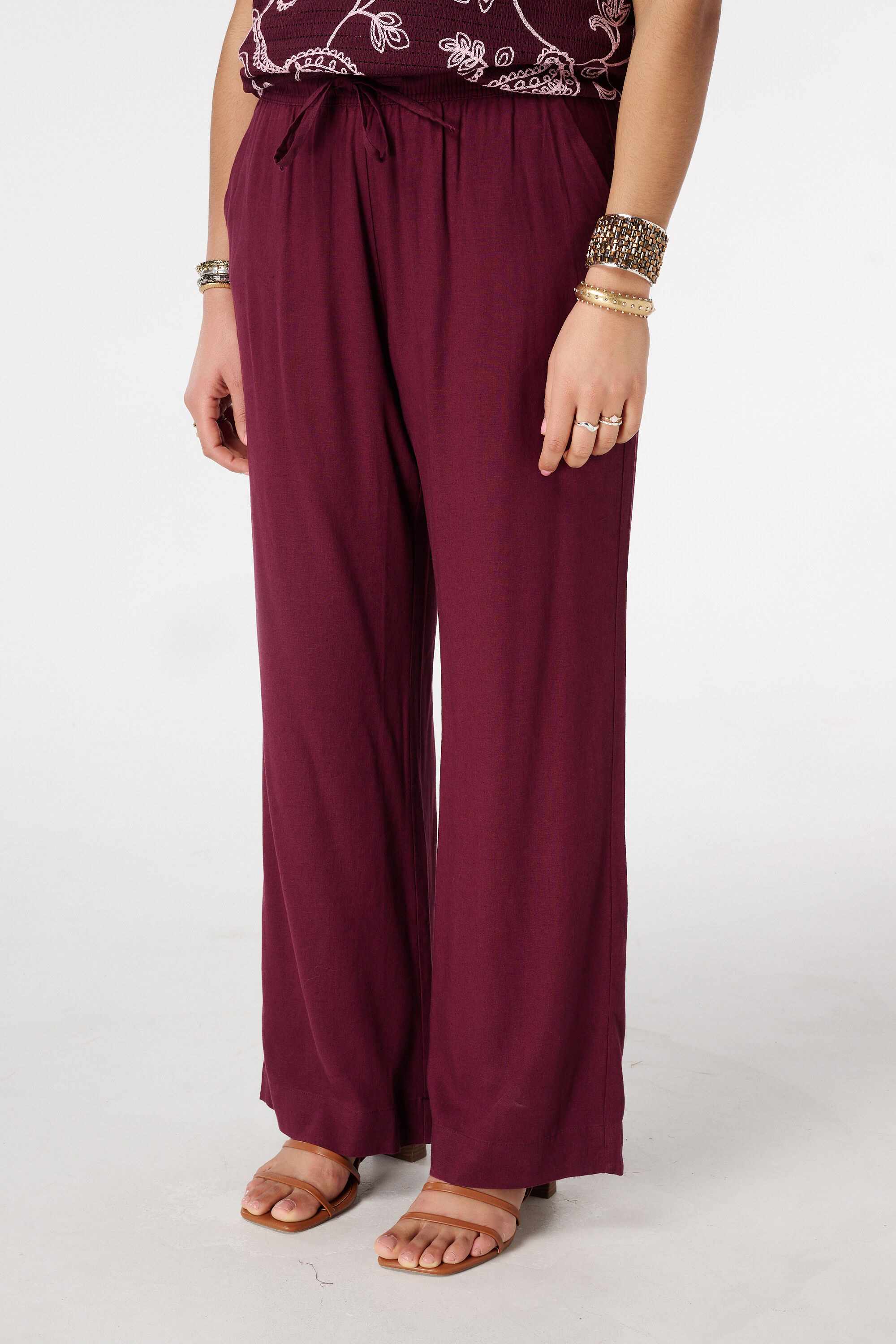 Pantal&oacute;n de lino image number 5