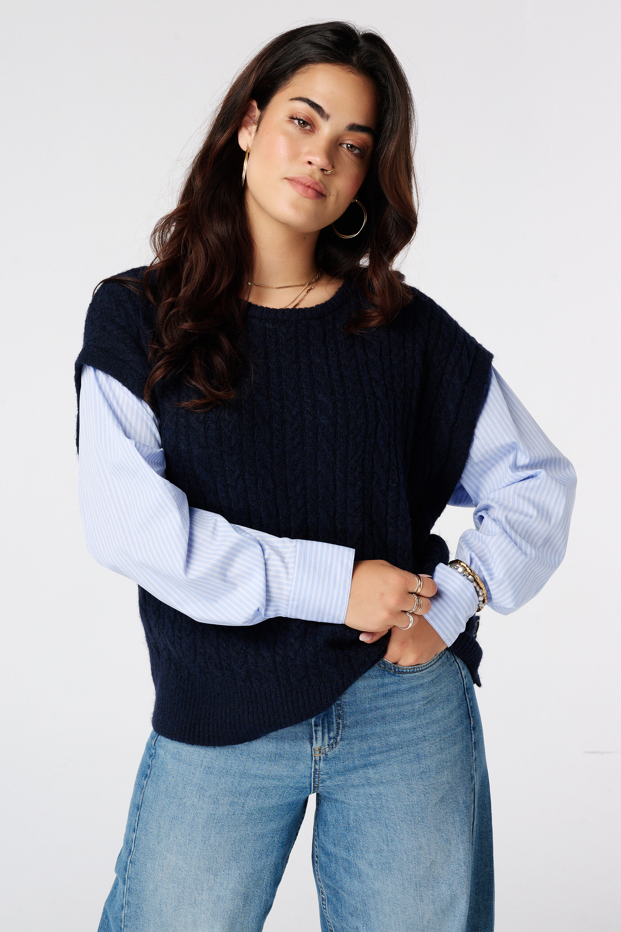 Jersey con mangas de blusa en contraste image number 0