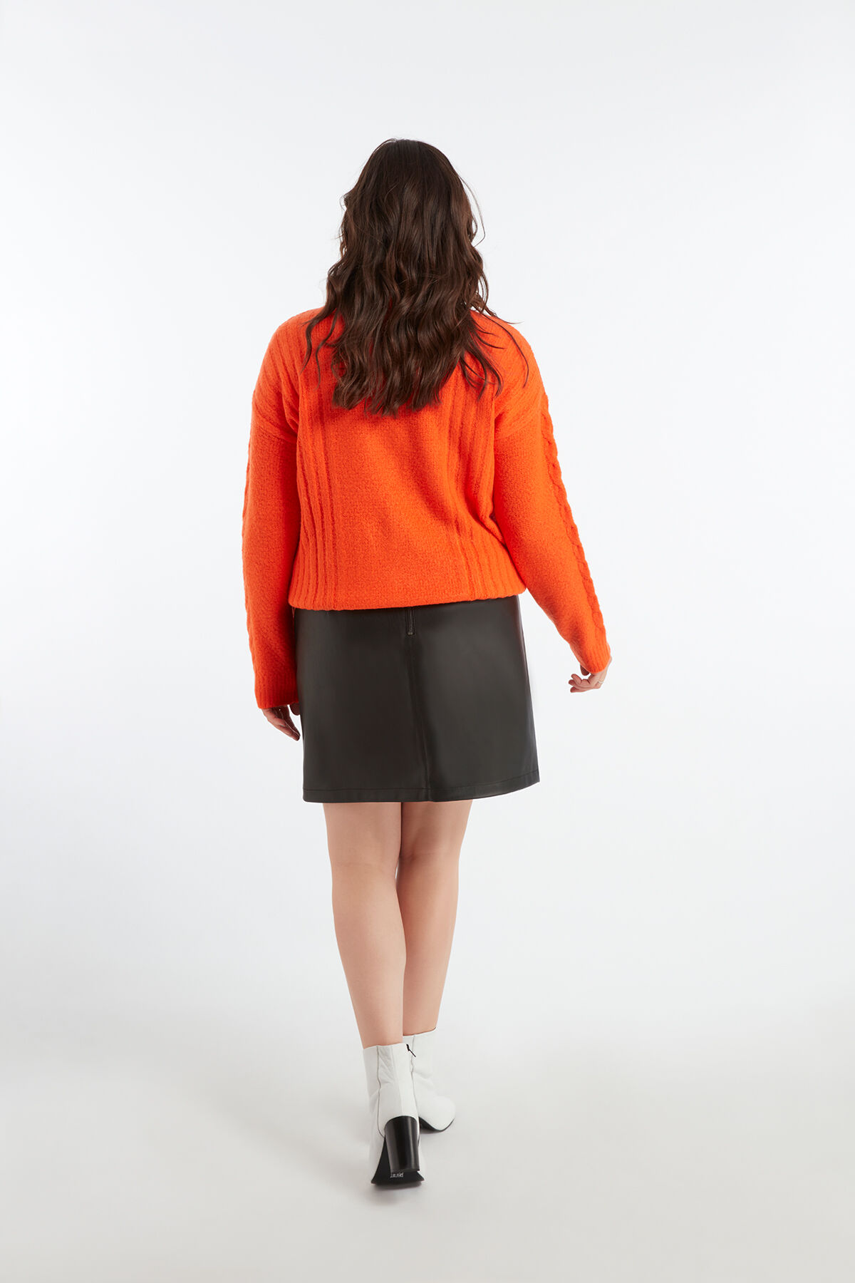 Su&eacute;ter de ochos image number 6