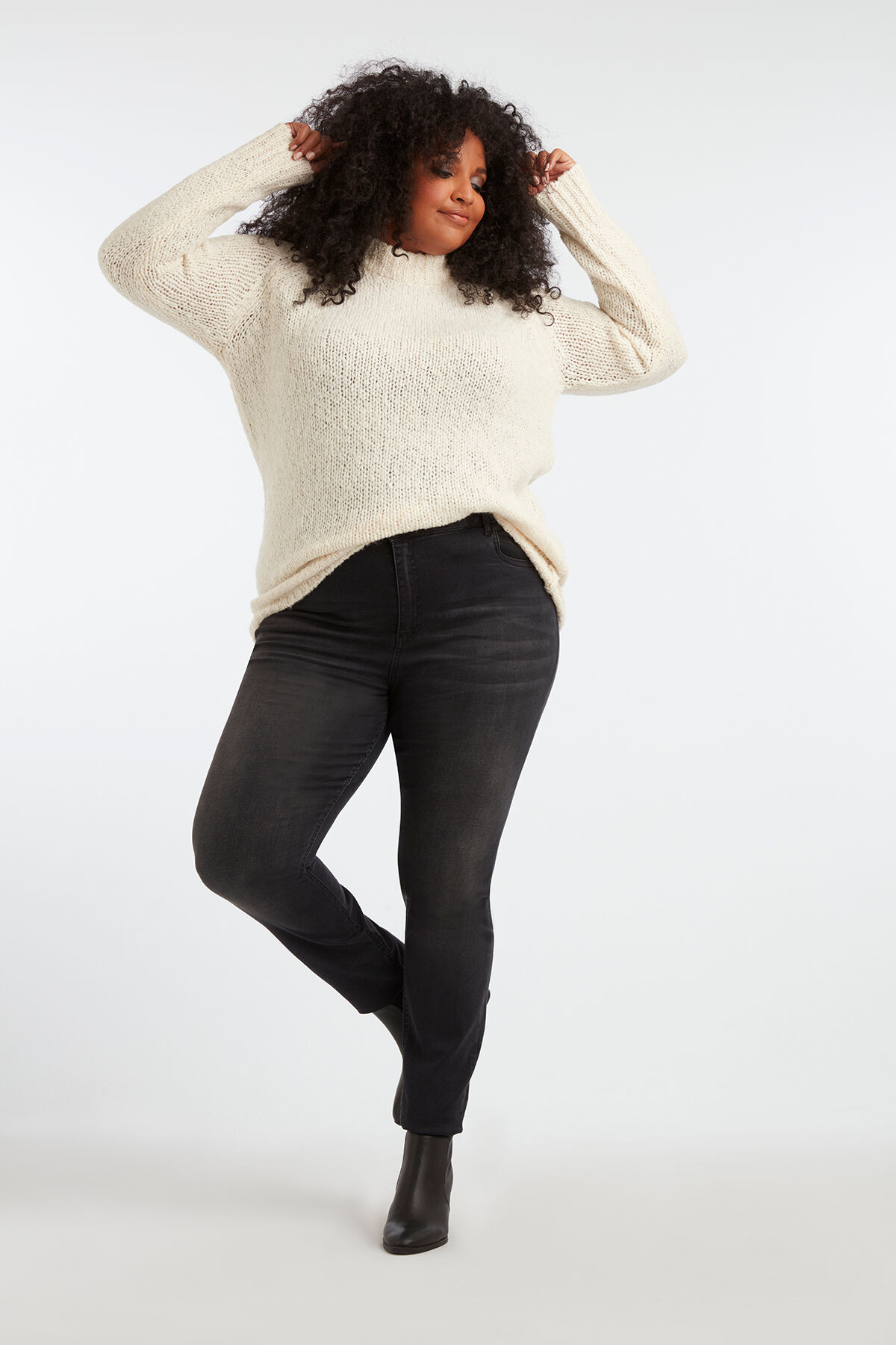 Jersey de cuello redondo image number 3