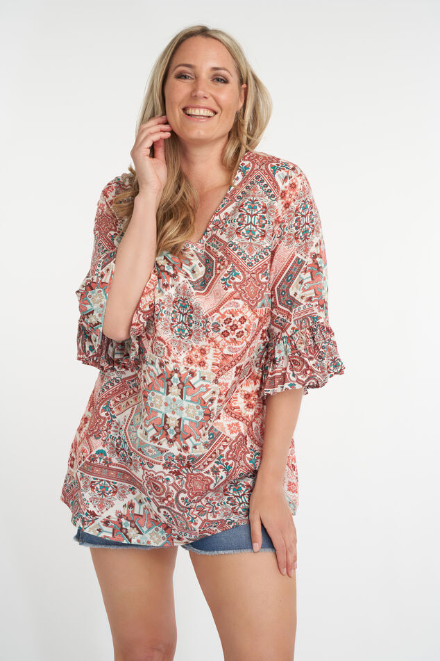 Blusa larga con estampado image number 7