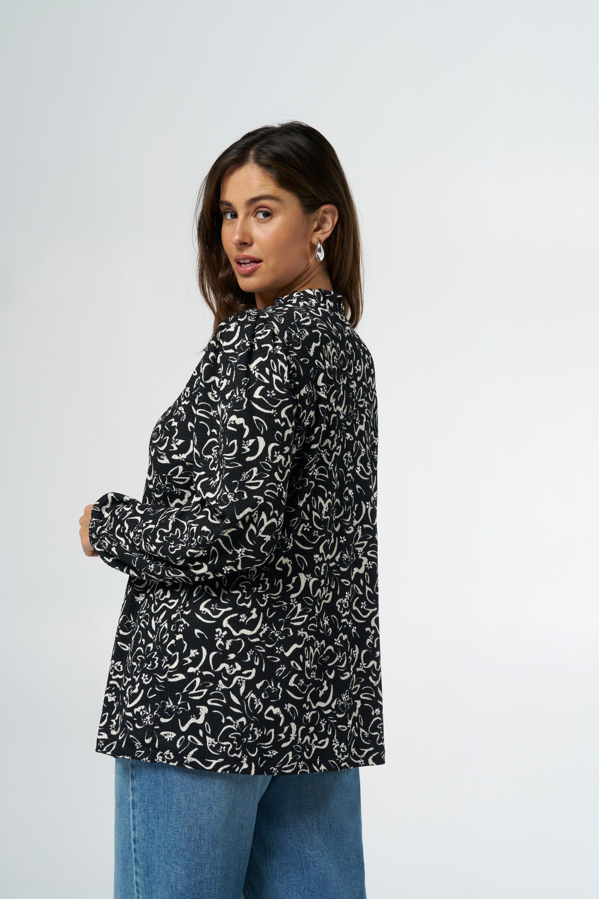 Top con estampado image number 6