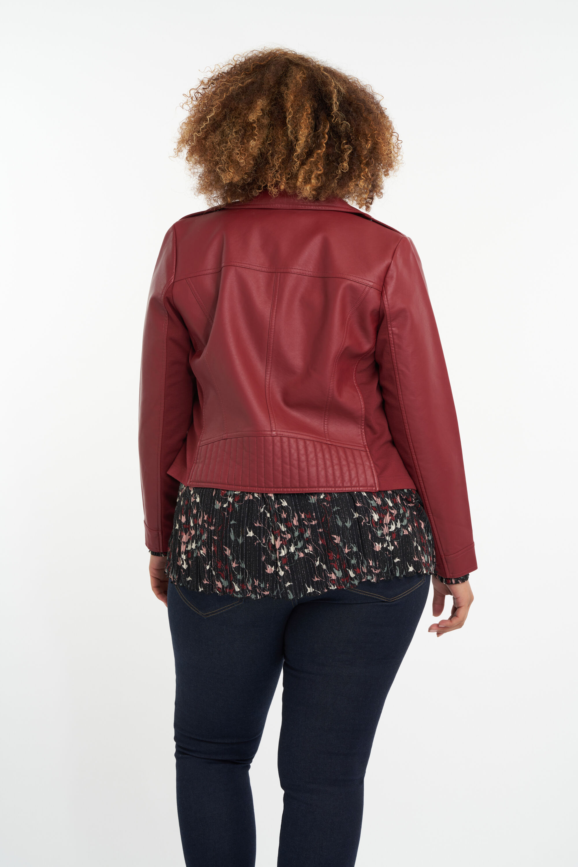 Chaqueta motera de cuero sint&eacute;tico image number 3