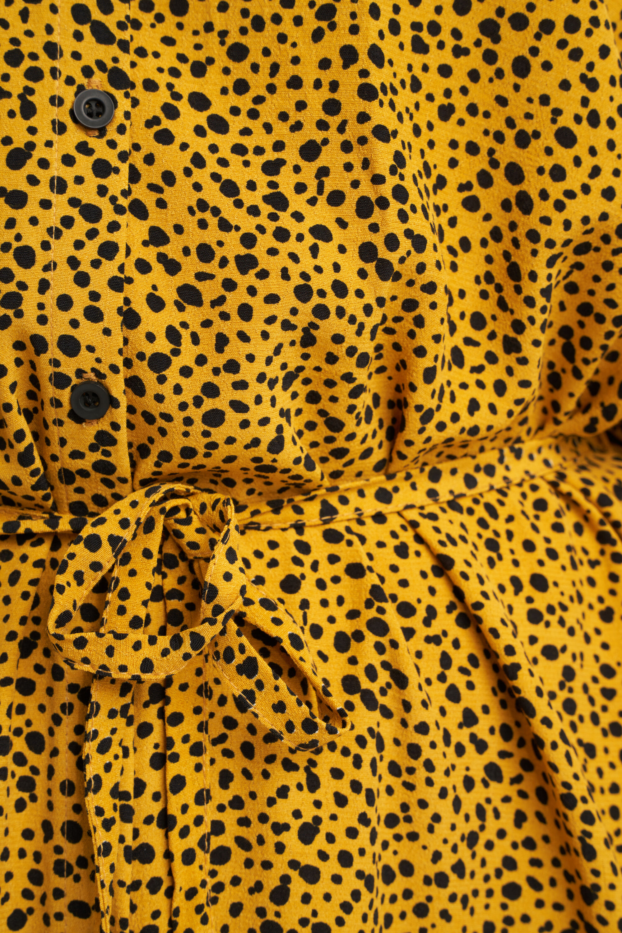 Vestido largo con cinto atado image number 5