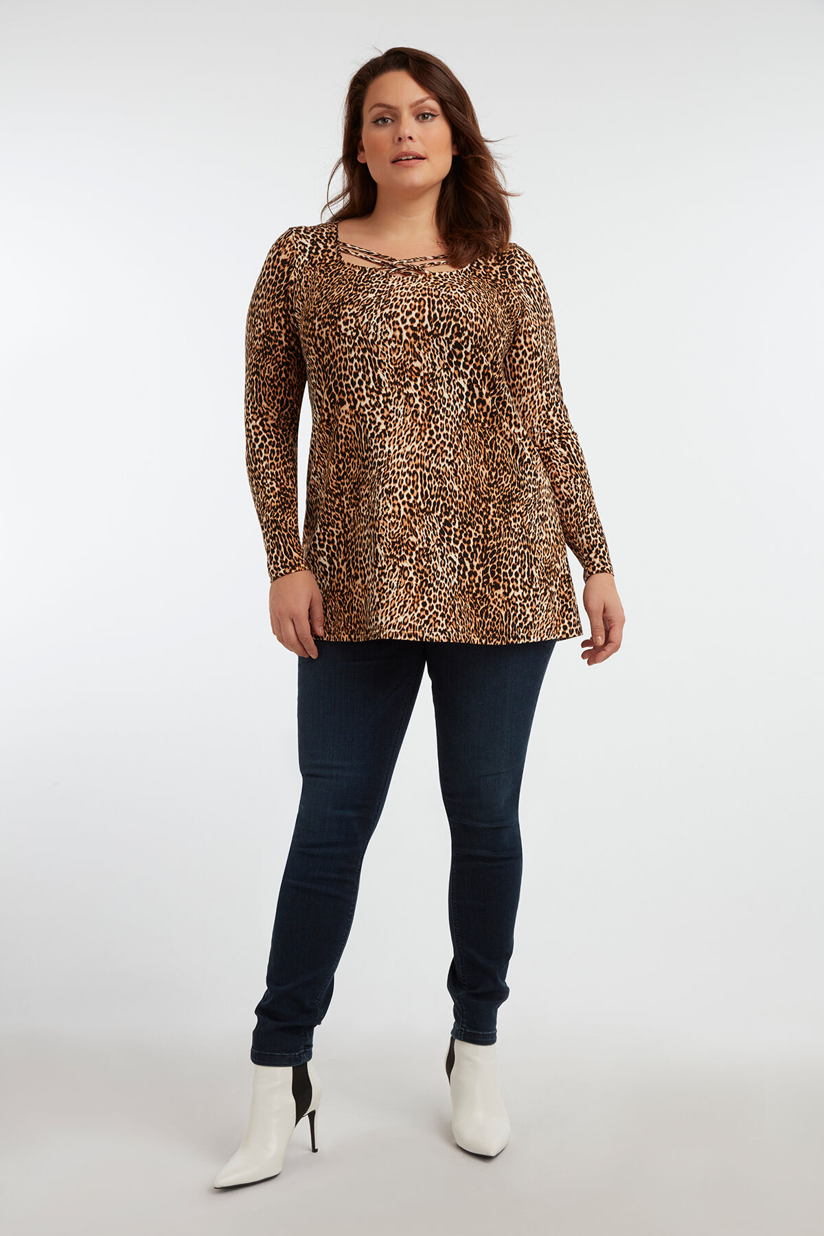 T&uacute;nica con animal print image number 3