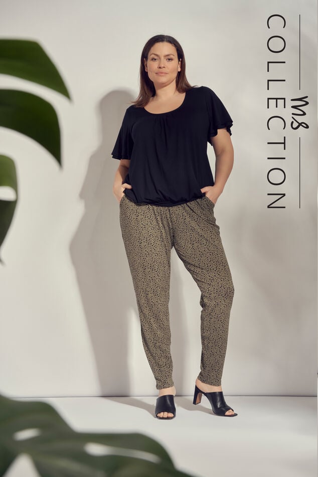 Pantalones holgados  image number 0