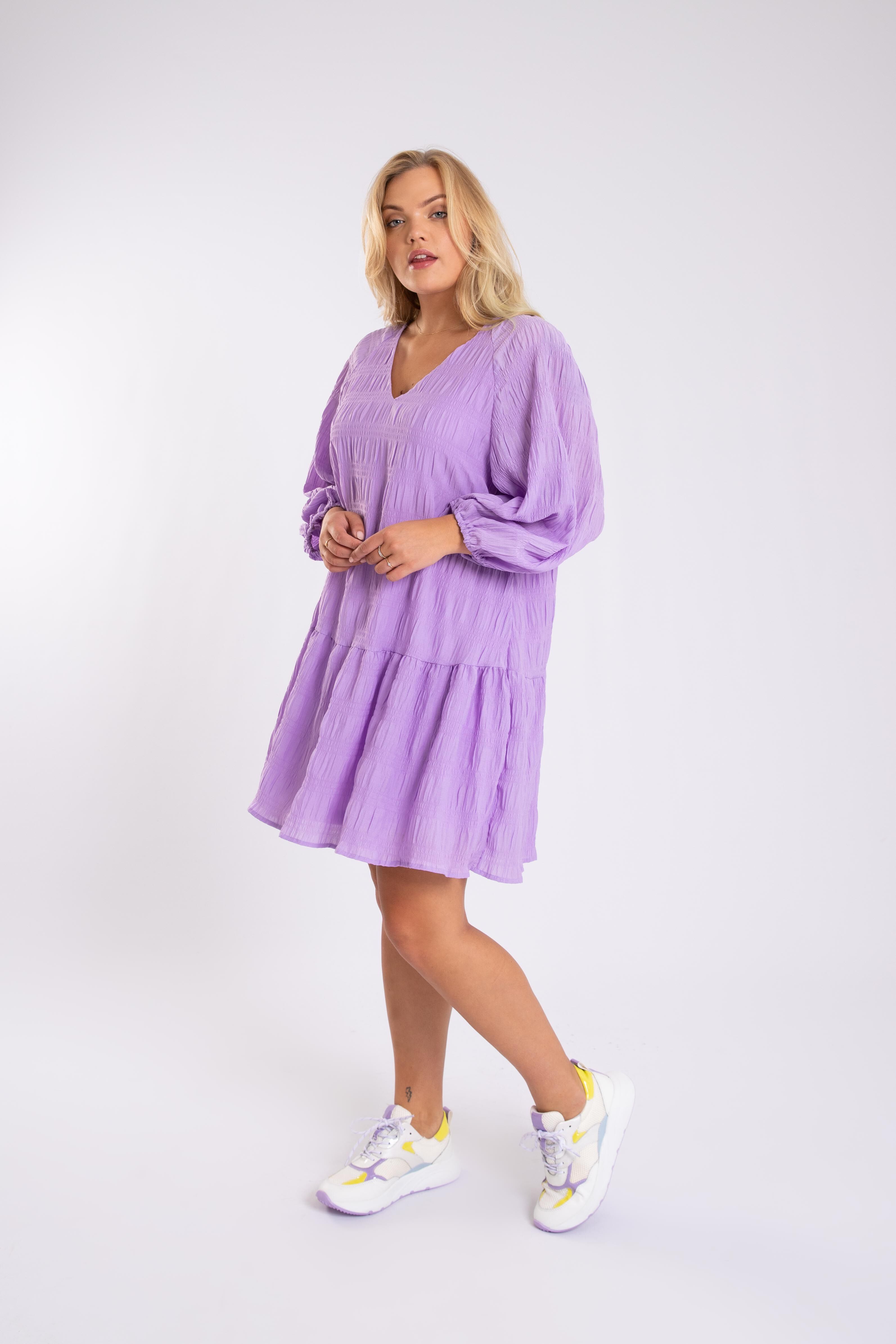 Vestido con corte en A  image number 6