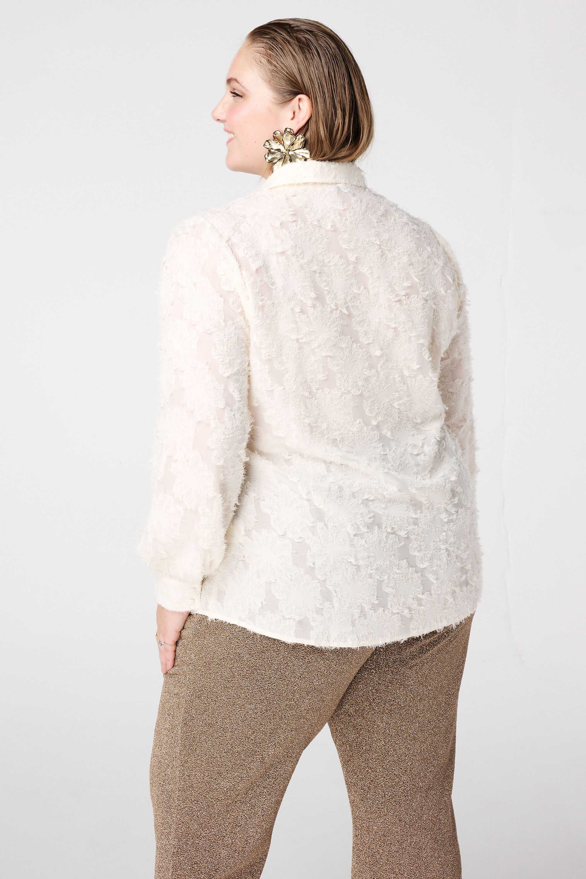 Blusa con textura image number 3