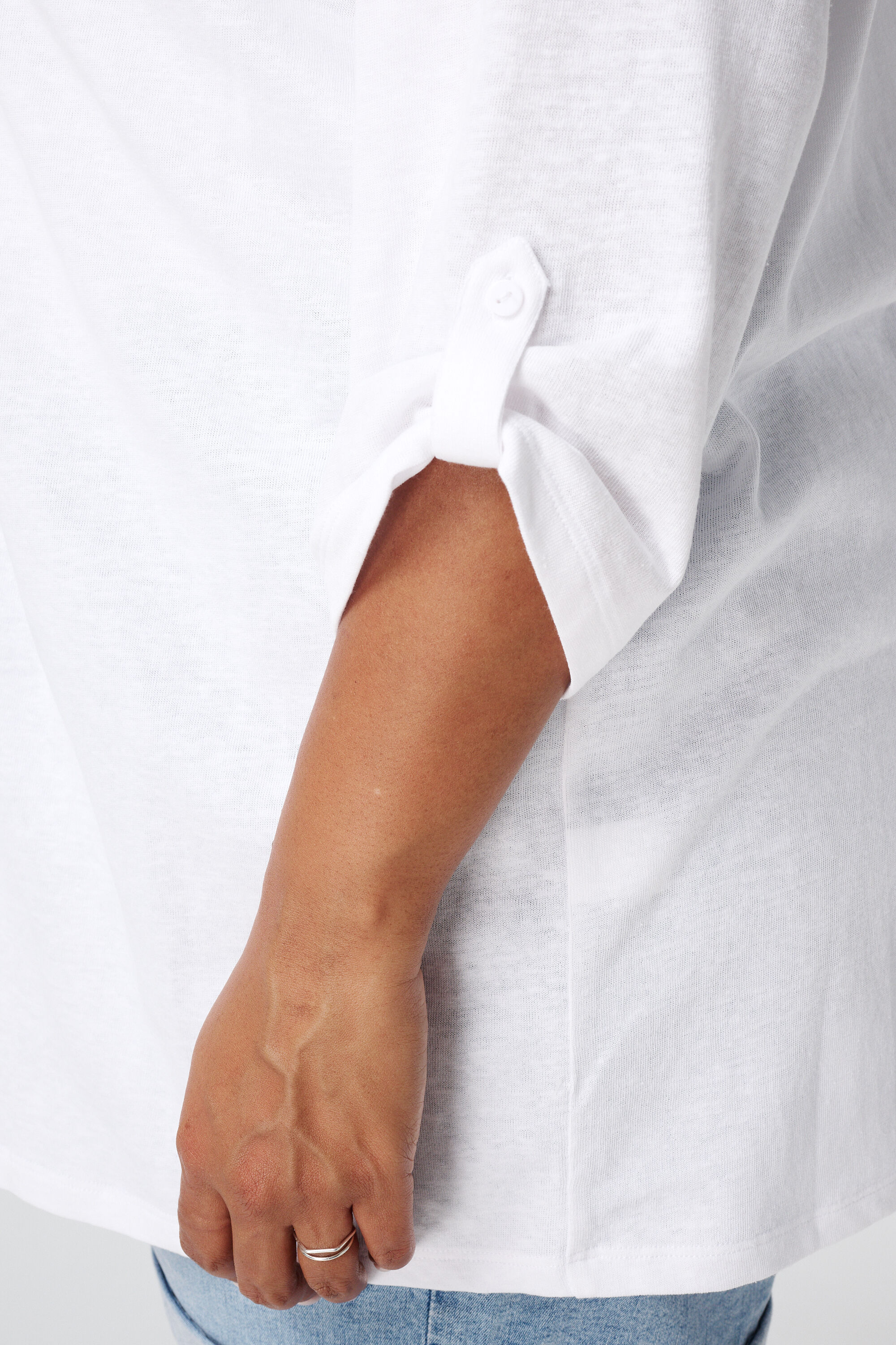 C&aacute;rdigan con manga tres cuartos image number 6