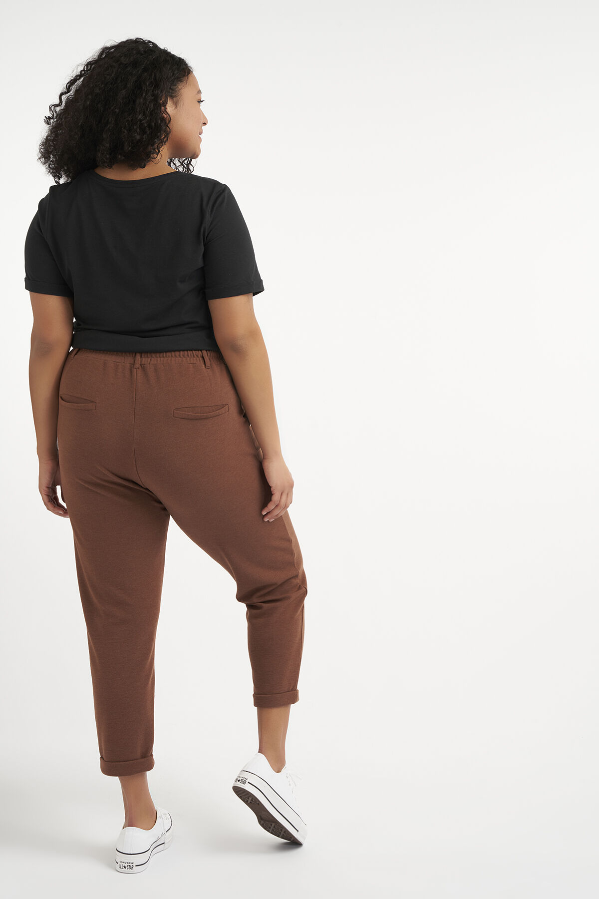 Pantalones jogger image number 3